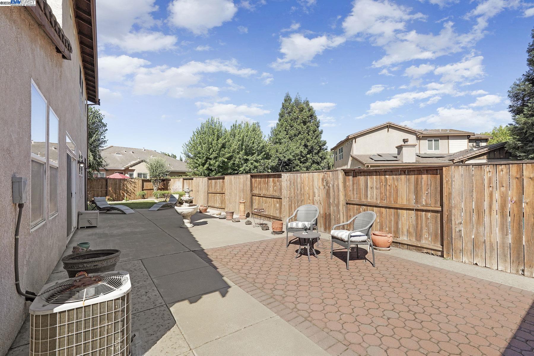 Detail Gallery Image 43 of 53 For 5854 Riverbank Cir, Stockton,  CA 95219 - 3 Beds | 2/1 Baths