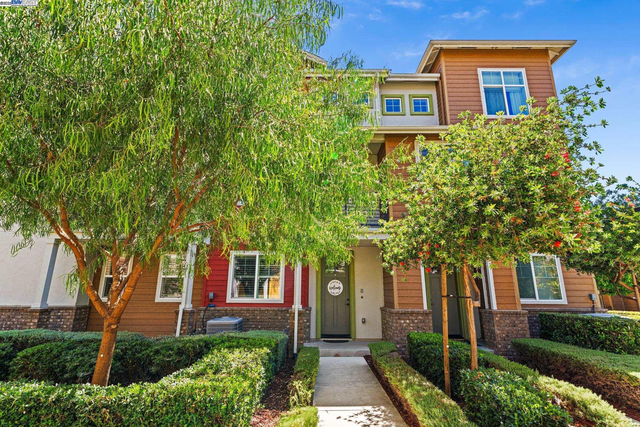 Photo #2: 41105882 Listing 