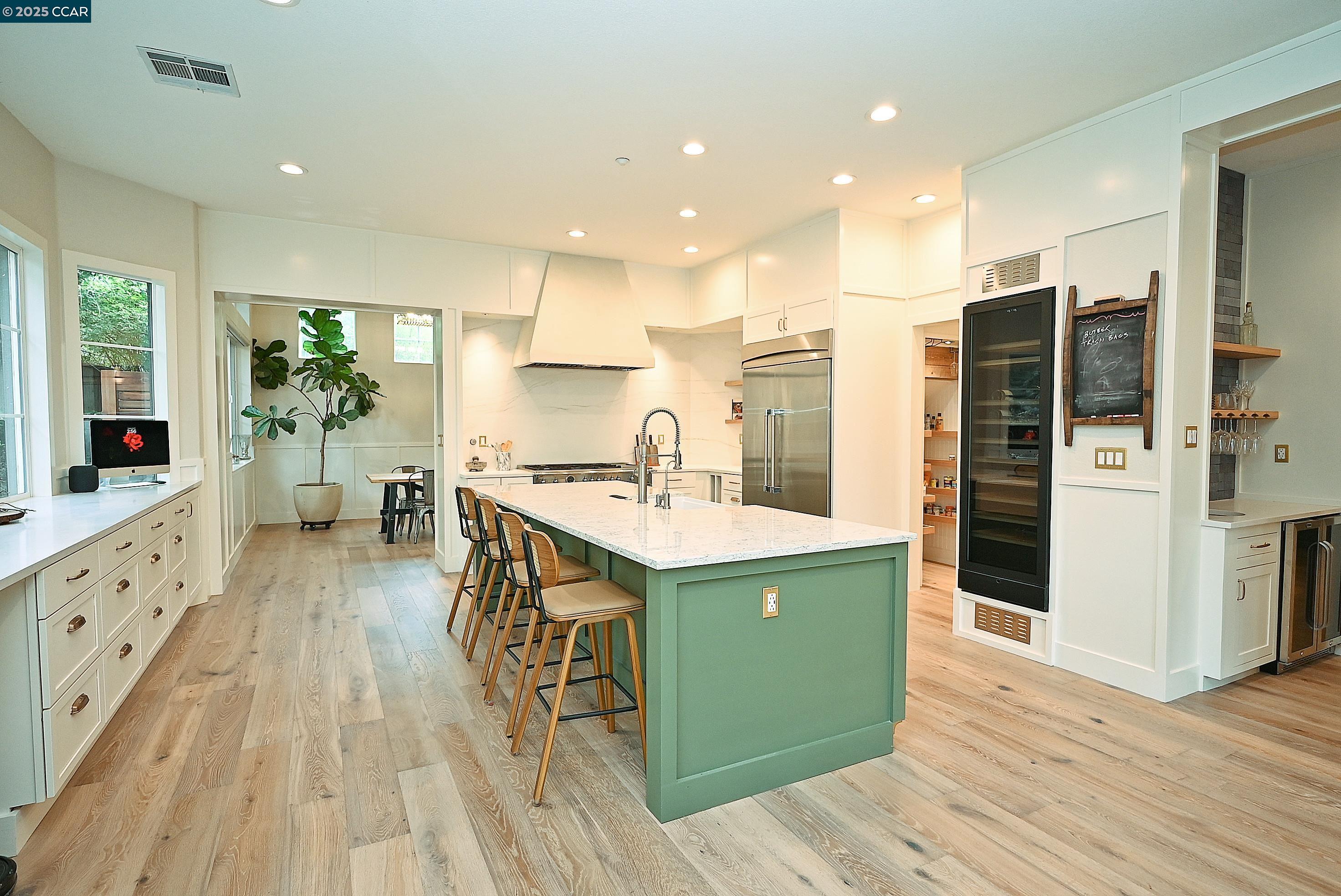 Detail Gallery Image 11 of 60 For 1239 Sunrise Ridge Dr, Lafayette,  CA 94549 - 6 Beds | 3/1 Baths