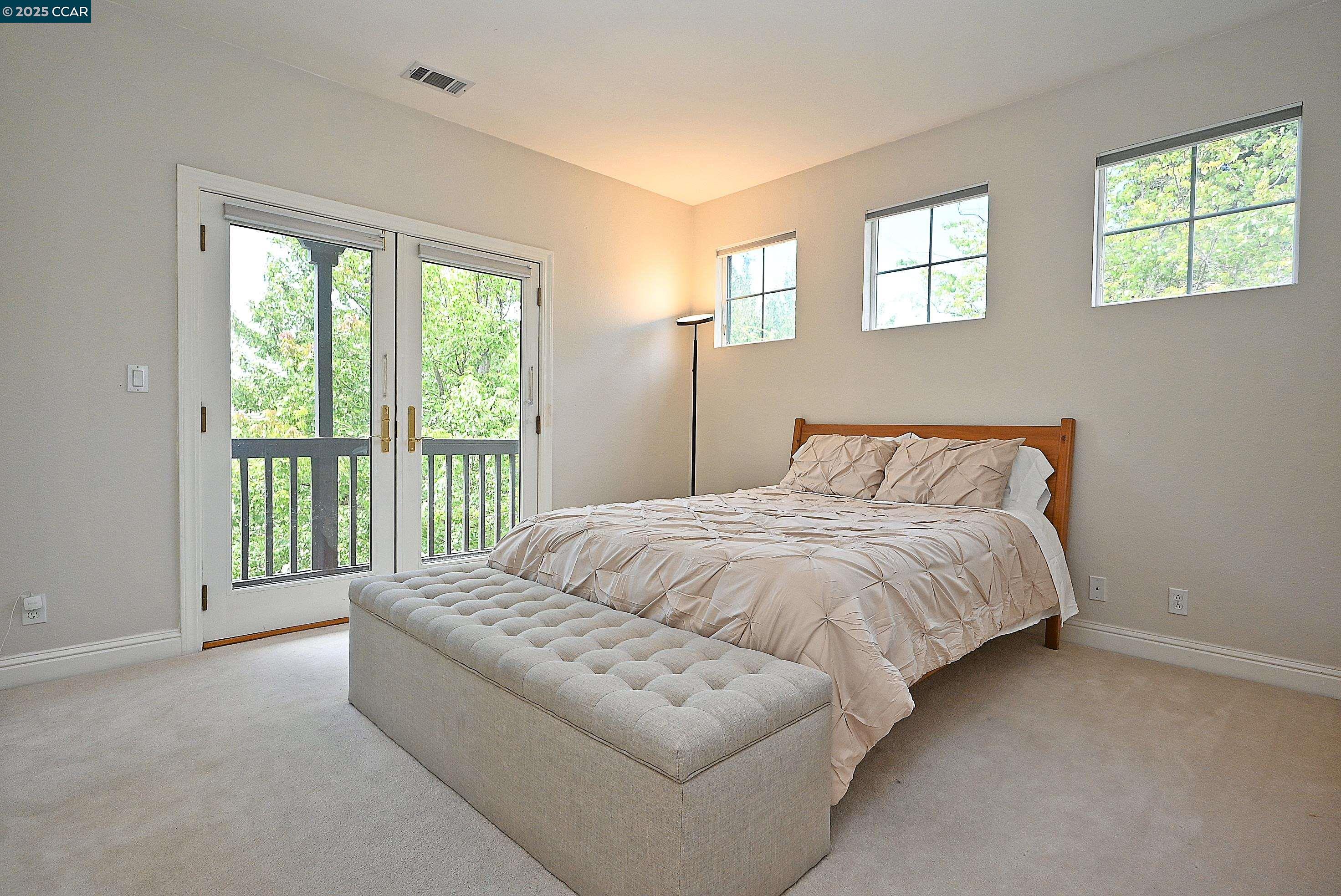 Detail Gallery Image 33 of 60 For 1239 Sunrise Ridge Dr, Lafayette,  CA 94549 - 6 Beds | 3/1 Baths