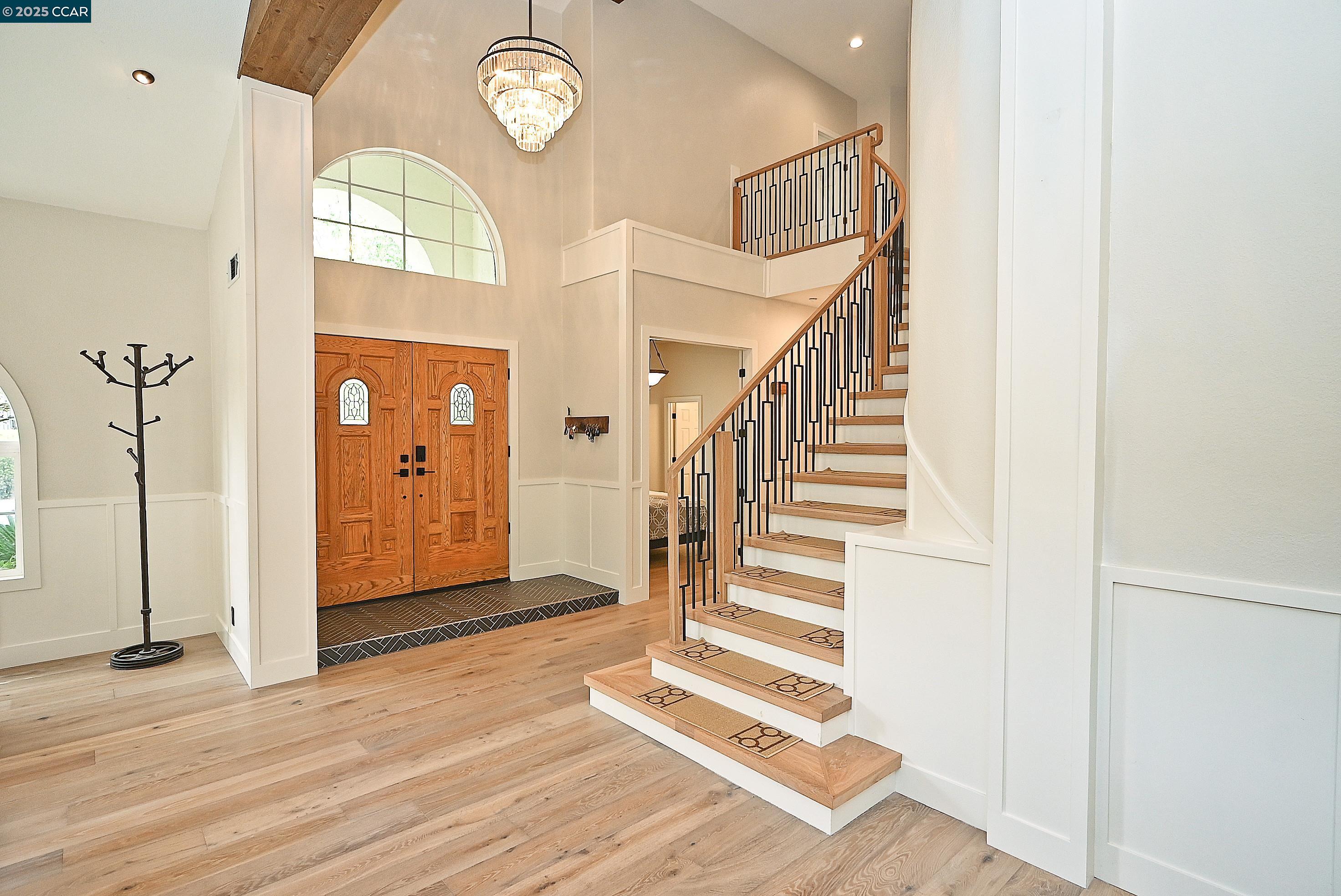 Detail Gallery Image 7 of 60 For 1239 Sunrise Ridge Dr, Lafayette,  CA 94549 - 6 Beds | 3/1 Baths