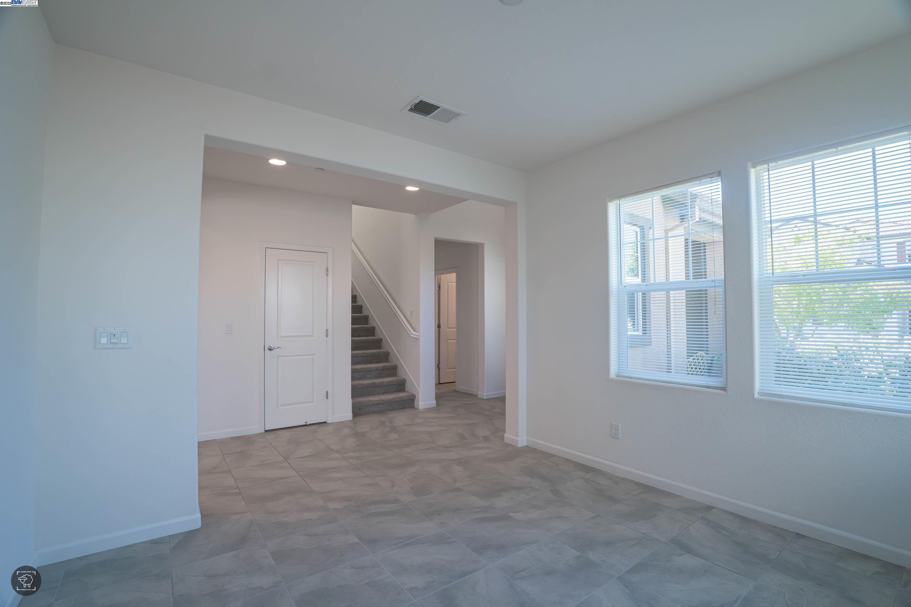 Detail Gallery Image 32 of 48 For 2382 Augusta Avenue, Tracy,  CA 95377 - 4 Beds | 3 Baths