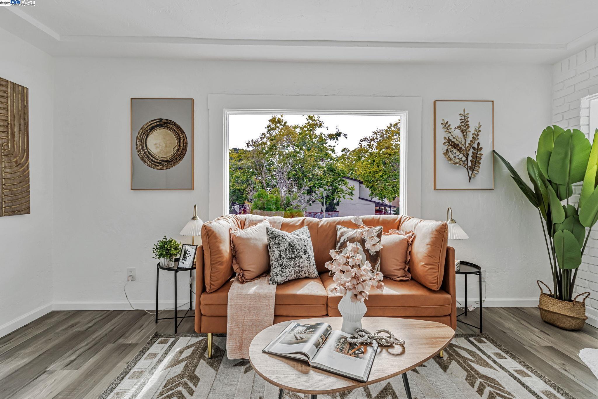 9700 Macarrthur Blvd., Oakland, California 94605, 6 Bedrooms Bedrooms, 6 Rooms Rooms,4 BathroomsBathrooms,Residential,For Sale,9700 Macarrthur Blvd.,41105887
