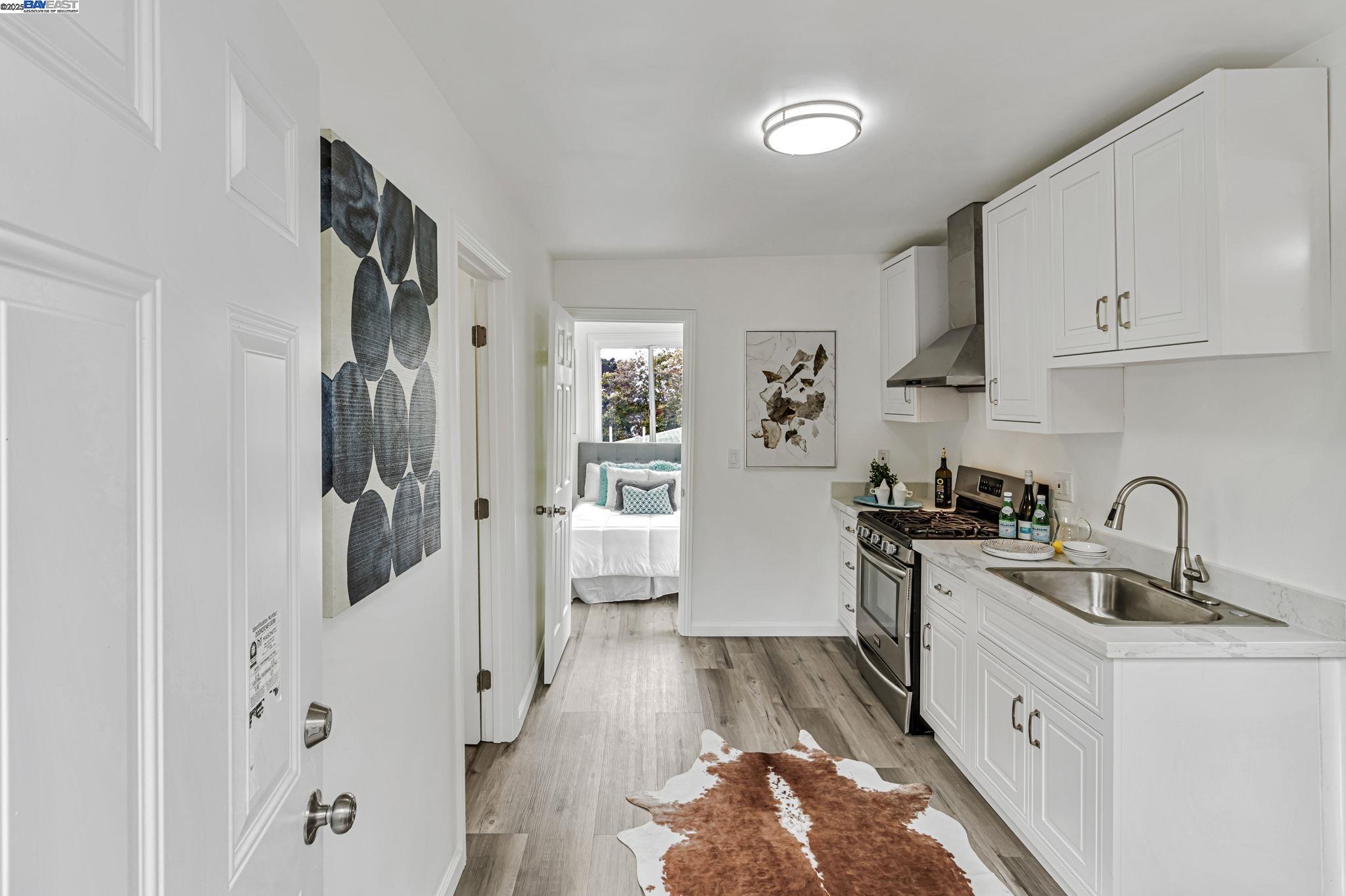 9700 Macarrthur Blvd., Oakland, California 94605, 6 Bedrooms Bedrooms, 6 Rooms Rooms,4 BathroomsBathrooms,Residential,For Sale,9700 Macarrthur Blvd.,41105887