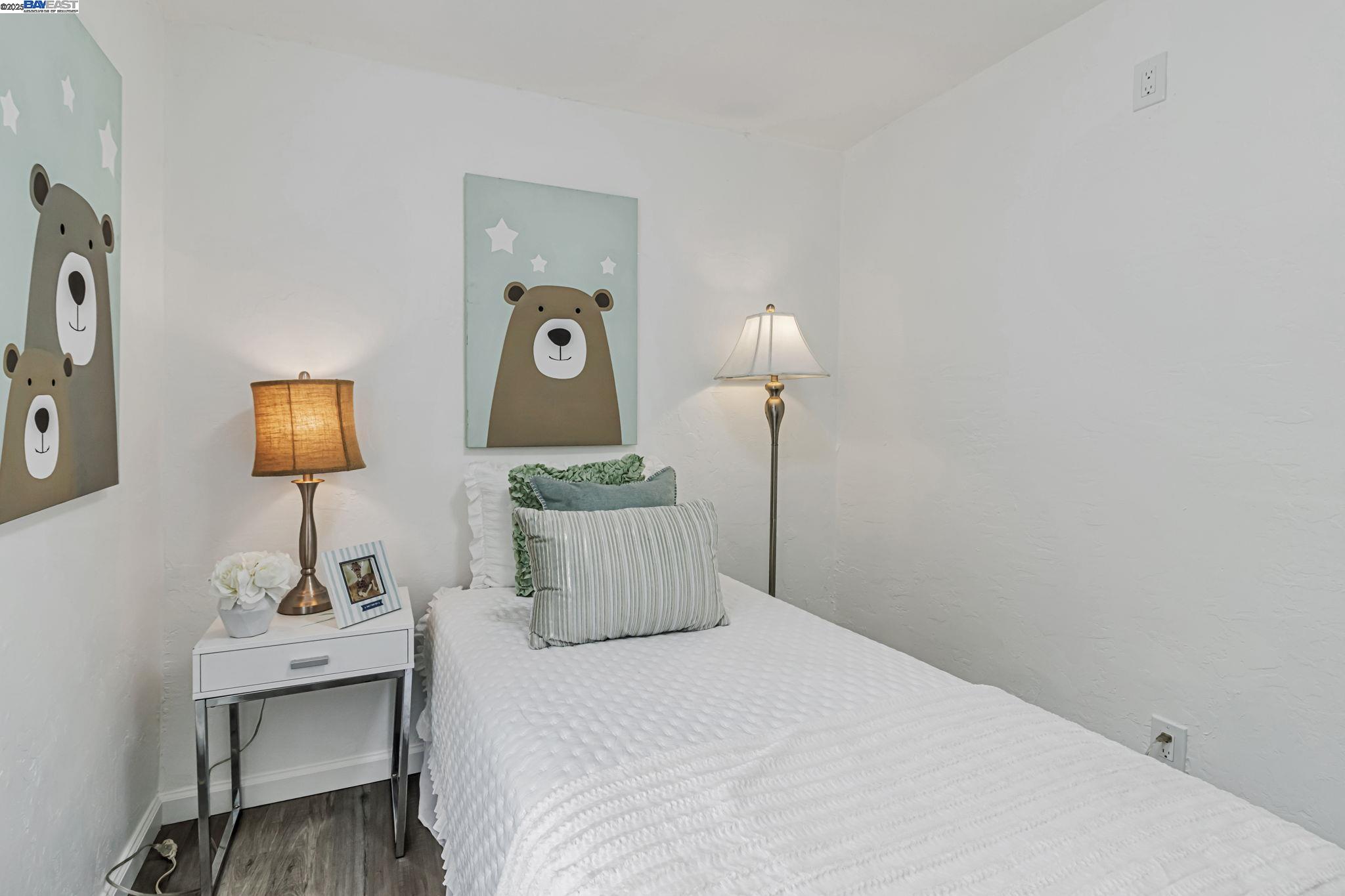 9700 Macarrthur Blvd., Oakland, California 94605, 6 Bedrooms Bedrooms, 6 Rooms Rooms,4 BathroomsBathrooms,Residential,For Sale,9700 Macarrthur Blvd.,41105887