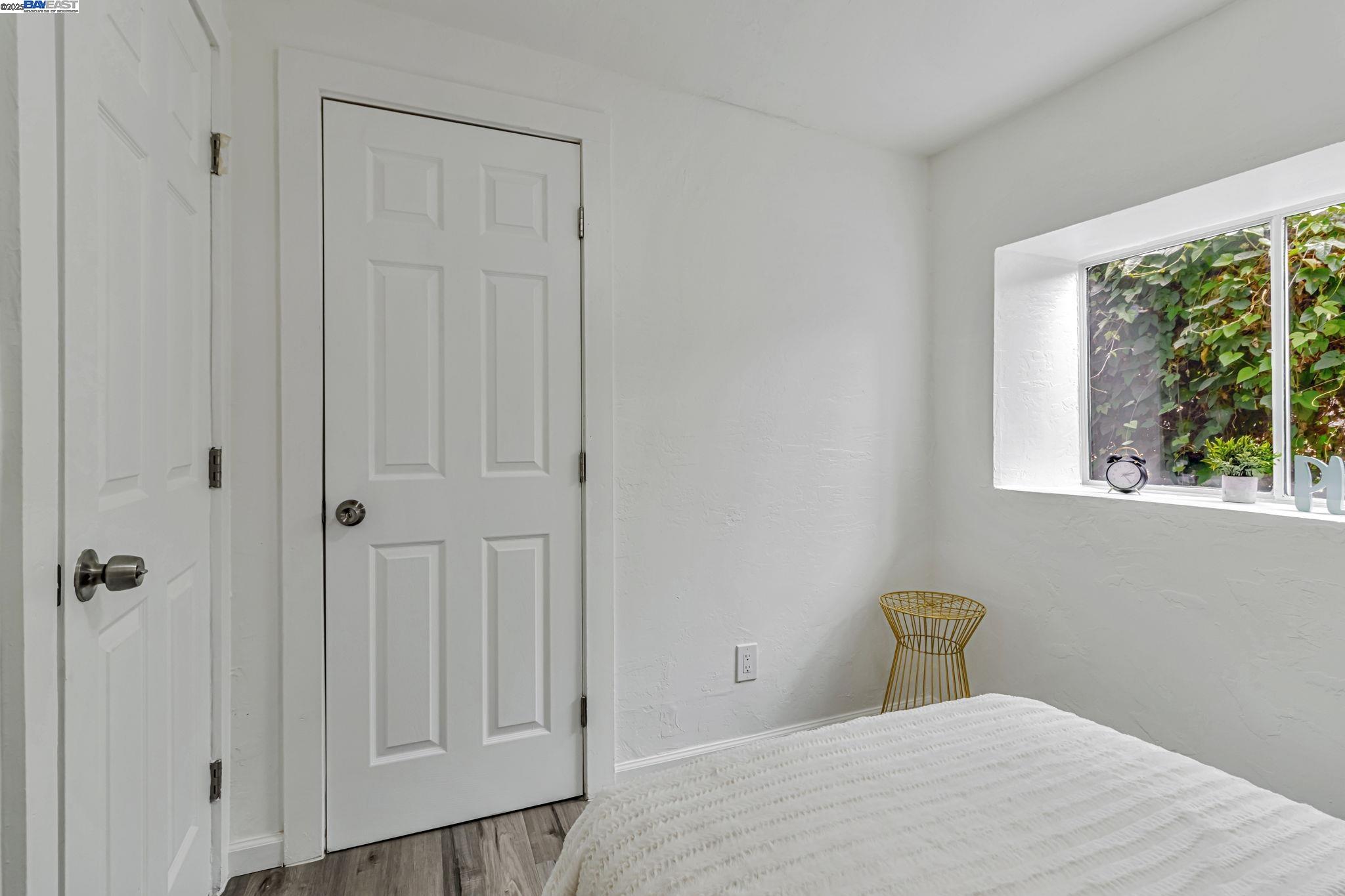 9700 Macarrthur Blvd., Oakland, California 94605, 6 Bedrooms Bedrooms, 6 Rooms Rooms,4 BathroomsBathrooms,Residential,For Sale,9700 Macarrthur Blvd.,41105887