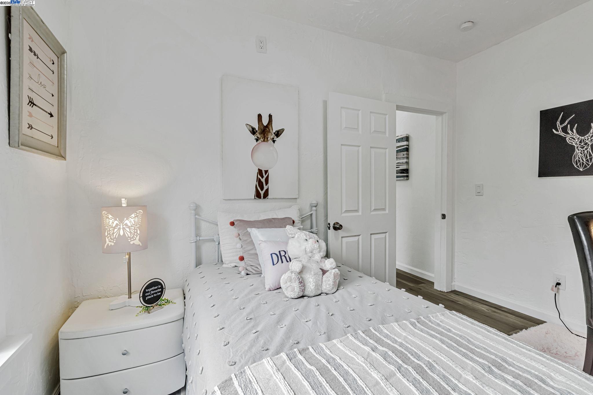 9700 Macarrthur Blvd., Oakland, California 94605, 6 Bedrooms Bedrooms, 6 Rooms Rooms,4 BathroomsBathrooms,Residential,For Sale,9700 Macarrthur Blvd.,41105887
