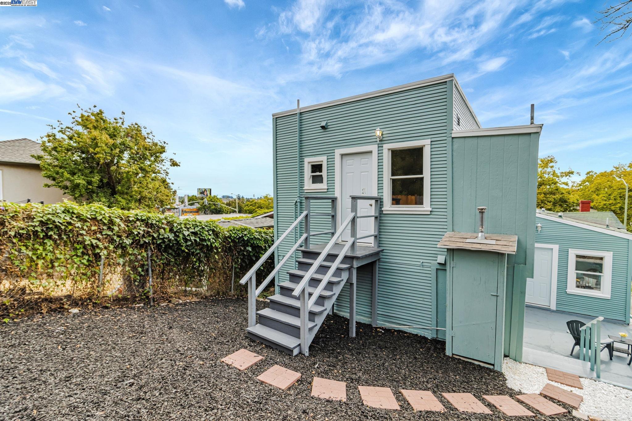 9700 Macarrthur Blvd., Oakland, California 94605, 6 Bedrooms Bedrooms, 6 Rooms Rooms,4 BathroomsBathrooms,Residential,For Sale,9700 Macarrthur Blvd.,41105887