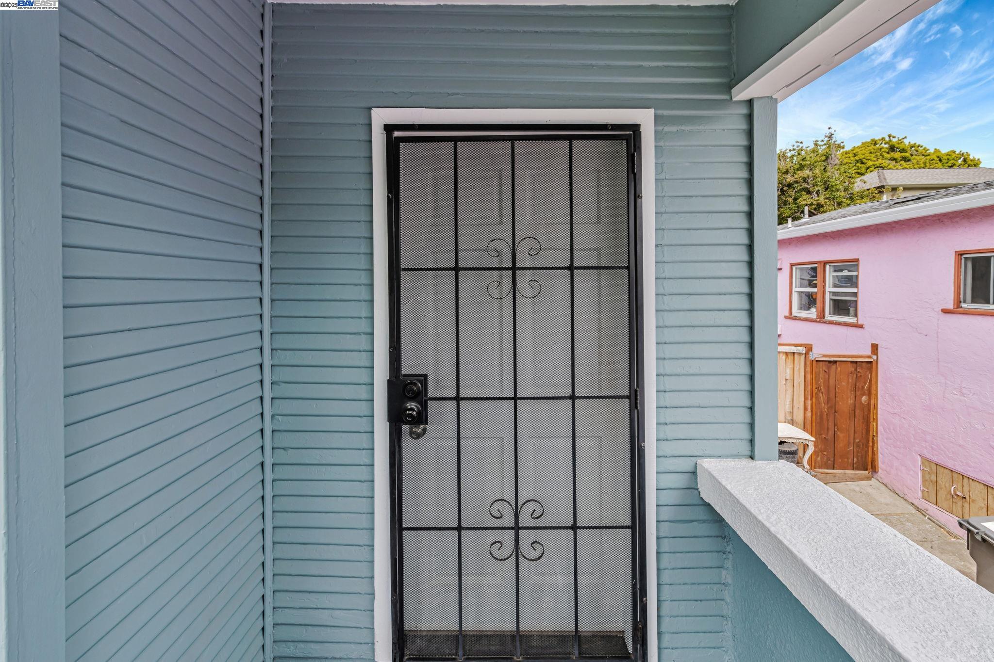 9700 Macarrthur Blvd., Oakland, California 94605, 6 Bedrooms Bedrooms, 6 Rooms Rooms,4 BathroomsBathrooms,Residential,For Sale,9700 Macarrthur Blvd.,41105887