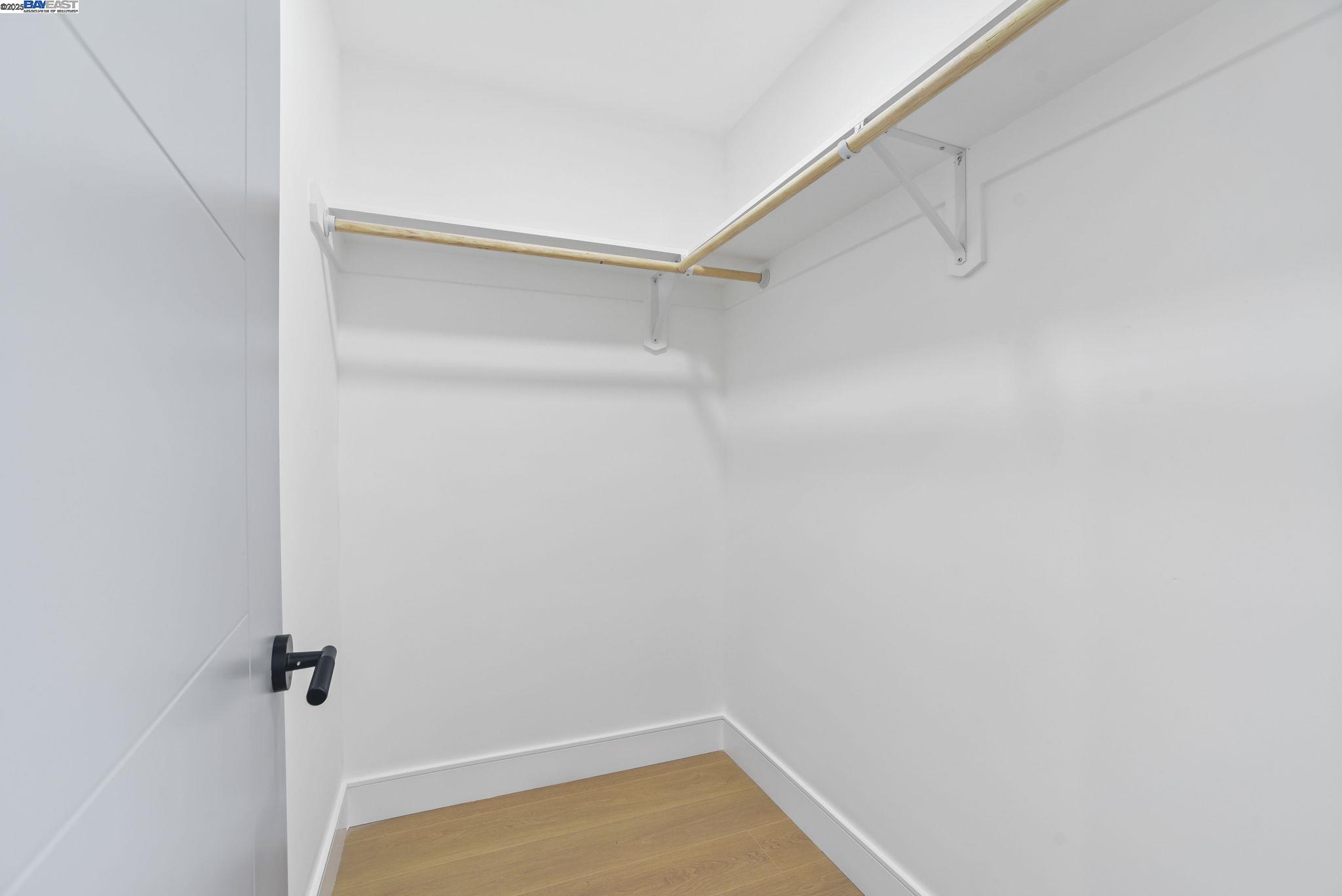 1313 Kiely Blvd, Santa Clara, California 95051, 3 Bedrooms Bedrooms, 5 Rooms Rooms,2 BathroomsBathrooms,Residential,For Sale,1313 Kiely Blvd,41105888