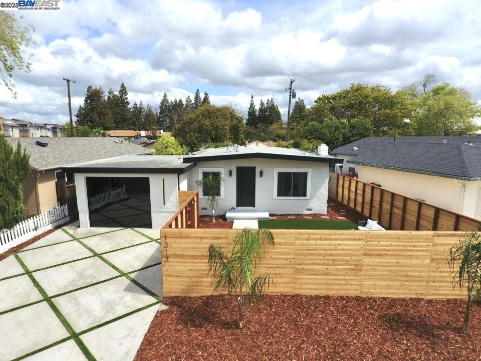 1313 Kiely Blvd, Santa Clara, California 95051, 3 Bedrooms Bedrooms, 5 Rooms Rooms,2 BathroomsBathrooms,Residential,For Sale,1313 Kiely Blvd,41105888