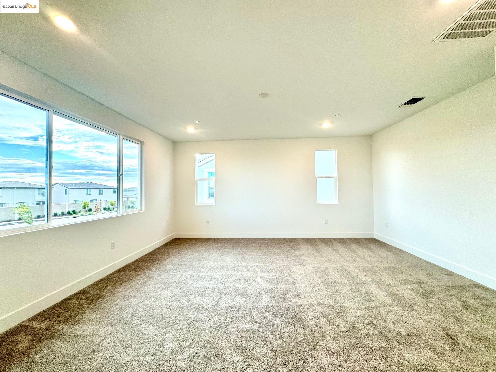2850 Talkeetna Street, Manteca, California 95337, 5 Bedrooms Bedrooms, 8 Rooms Rooms,3 BathroomsBathrooms,Residential Lease,For Rent,2850 Talkeetna Street,41105889