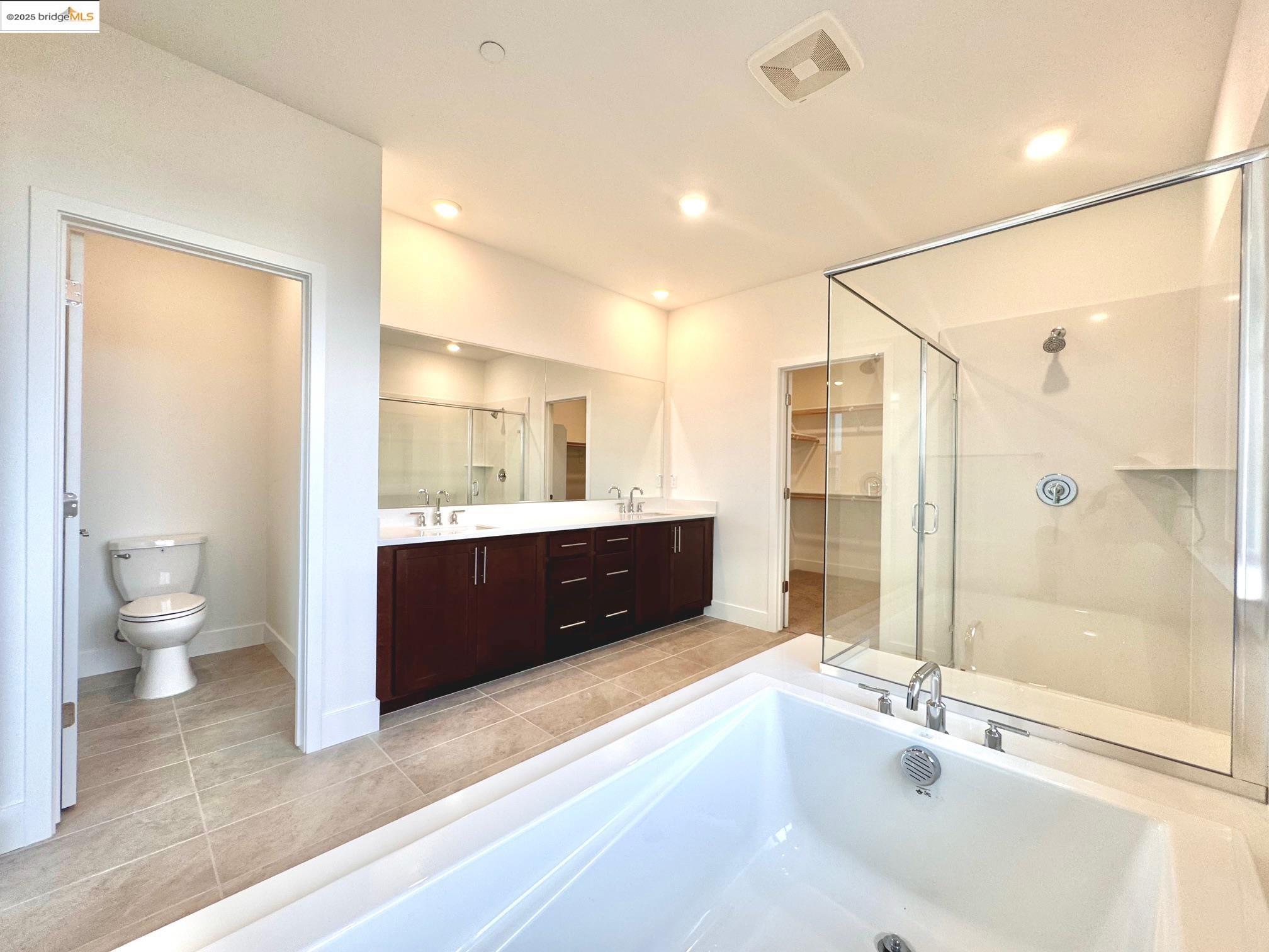 2850 Talkeetna Street, Manteca, California 95337, 5 Bedrooms Bedrooms, 8 Rooms Rooms,3 BathroomsBathrooms,Residential Lease,For Rent,2850 Talkeetna Street,41105889