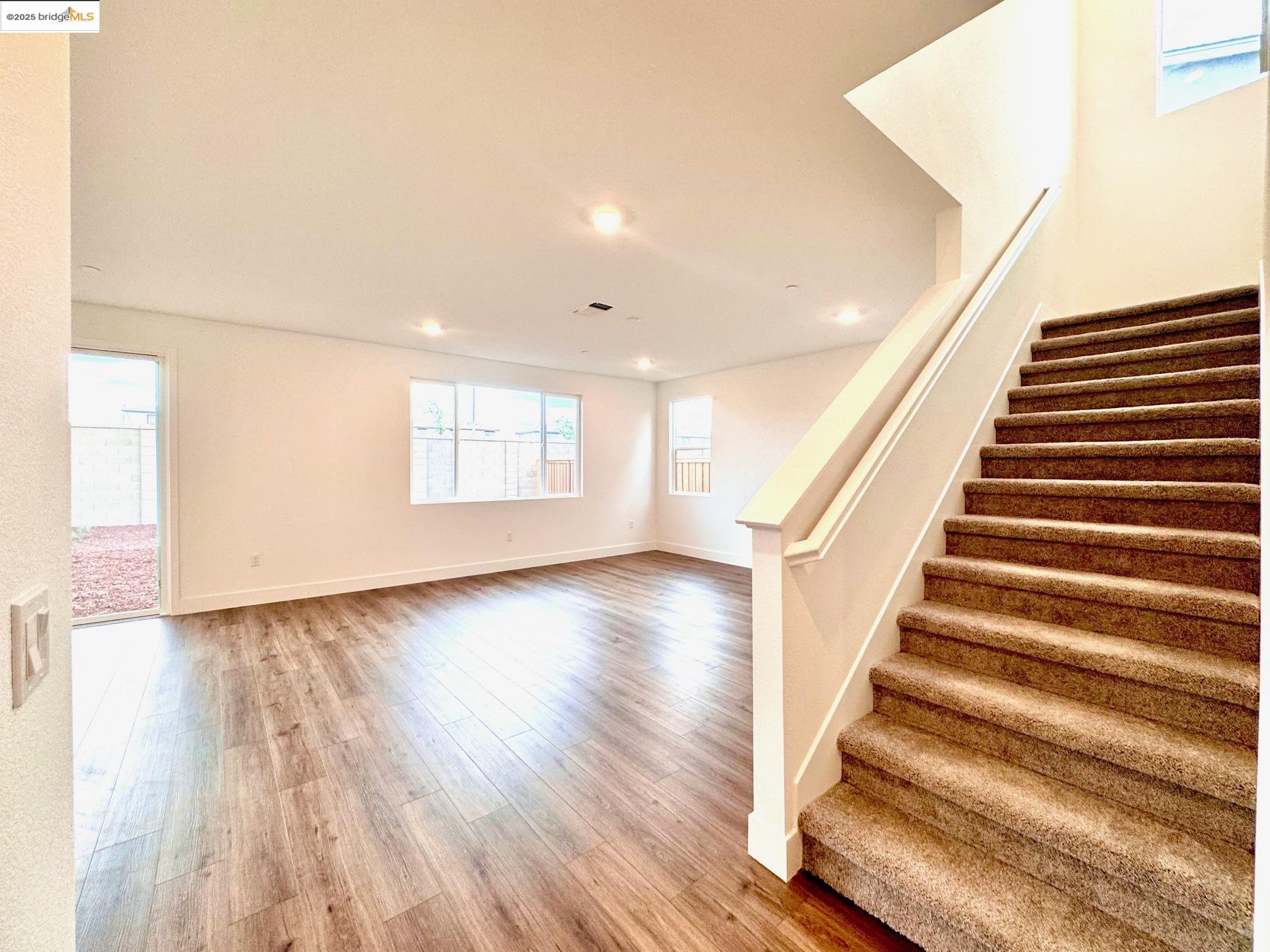 2850 Talkeetna Street, Manteca, California 95337, 5 Bedrooms Bedrooms, 8 Rooms Rooms,3 BathroomsBathrooms,Residential Lease,For Rent,2850 Talkeetna Street,41105889