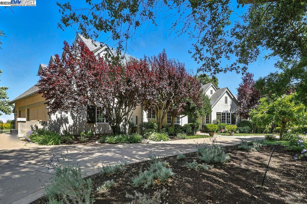 3029 Alburni Ct, Pleasanton, California 94566, 4 Bedrooms Bedrooms, 11 Rooms Rooms,3 BathroomsBathrooms,Residential,For Sale,3029 Alburni Ct,41105890