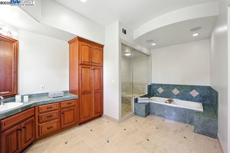 3029 Alburni Ct, Pleasanton, California 94566, 4 Bedrooms Bedrooms, 11 Rooms Rooms,3 BathroomsBathrooms,Residential,For Sale,3029 Alburni Ct,41105890