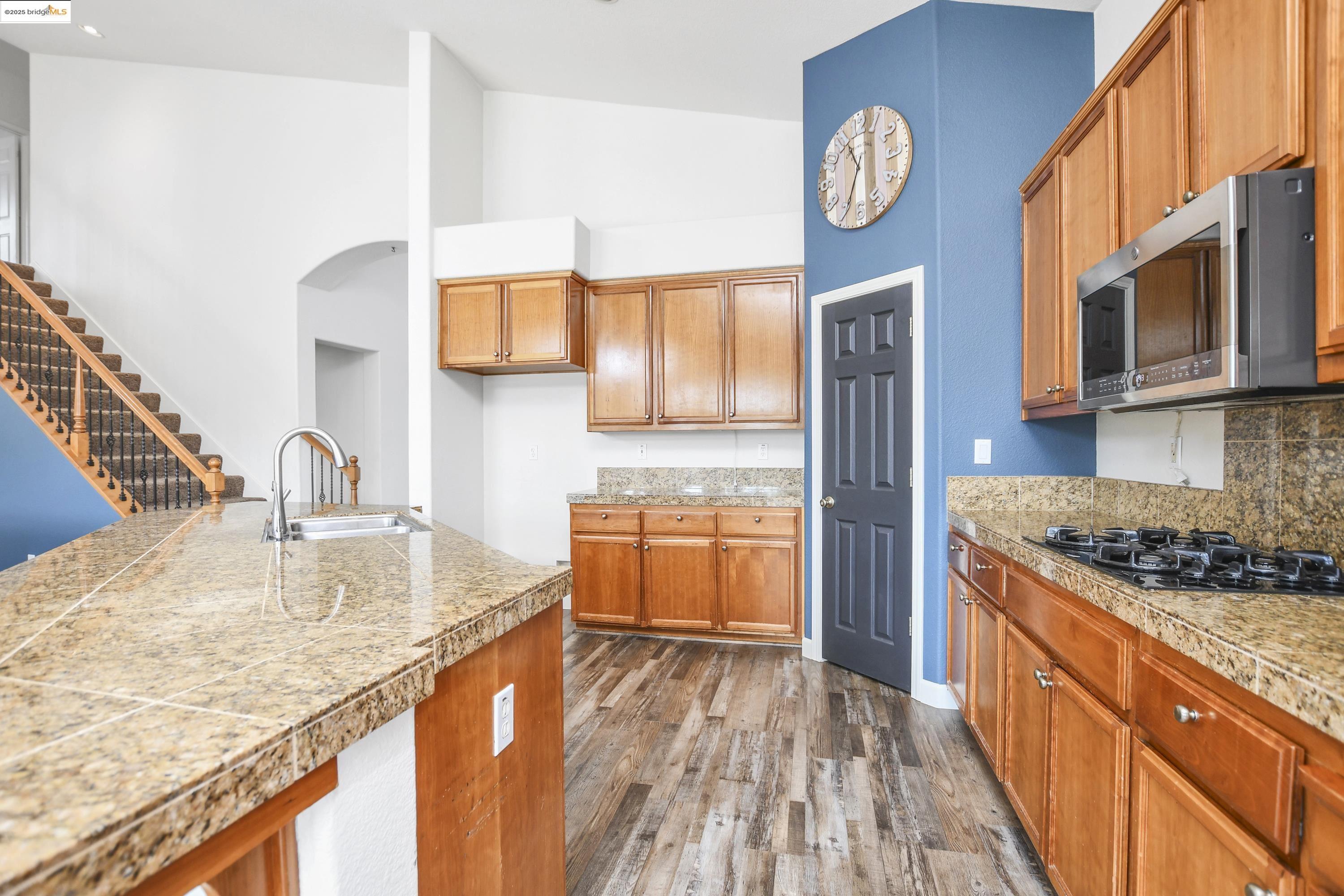 1212 landover, Brentwood, California 94513, 4 Bedrooms Bedrooms, 10 Rooms Rooms,3 BathroomsBathrooms,Residential,For Sale,1212 landover,41105892