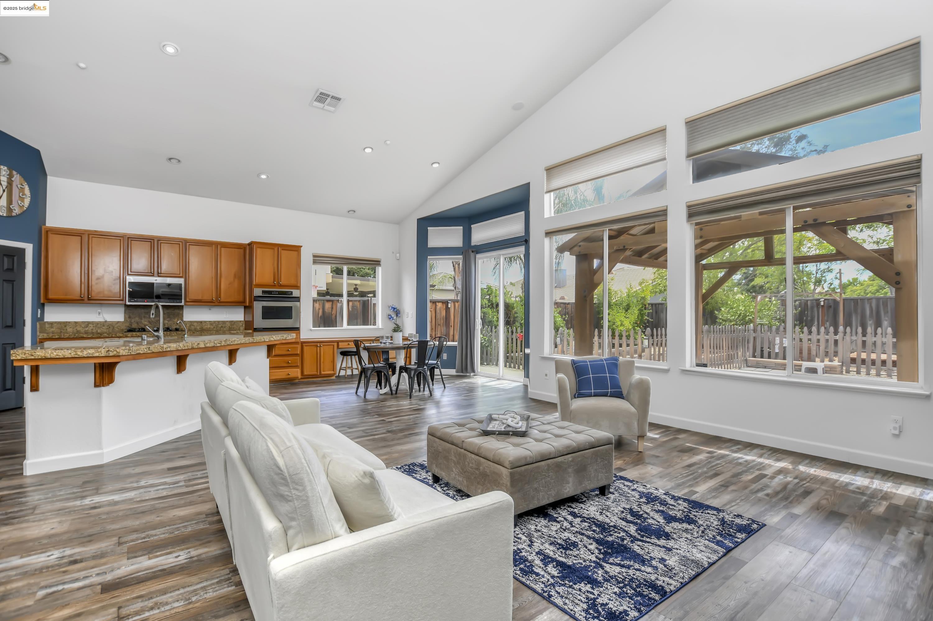 1212 landover, Brentwood, California 94513, 4 Bedrooms Bedrooms, 10 Rooms Rooms,3 BathroomsBathrooms,Residential,For Sale,1212 landover,41105892