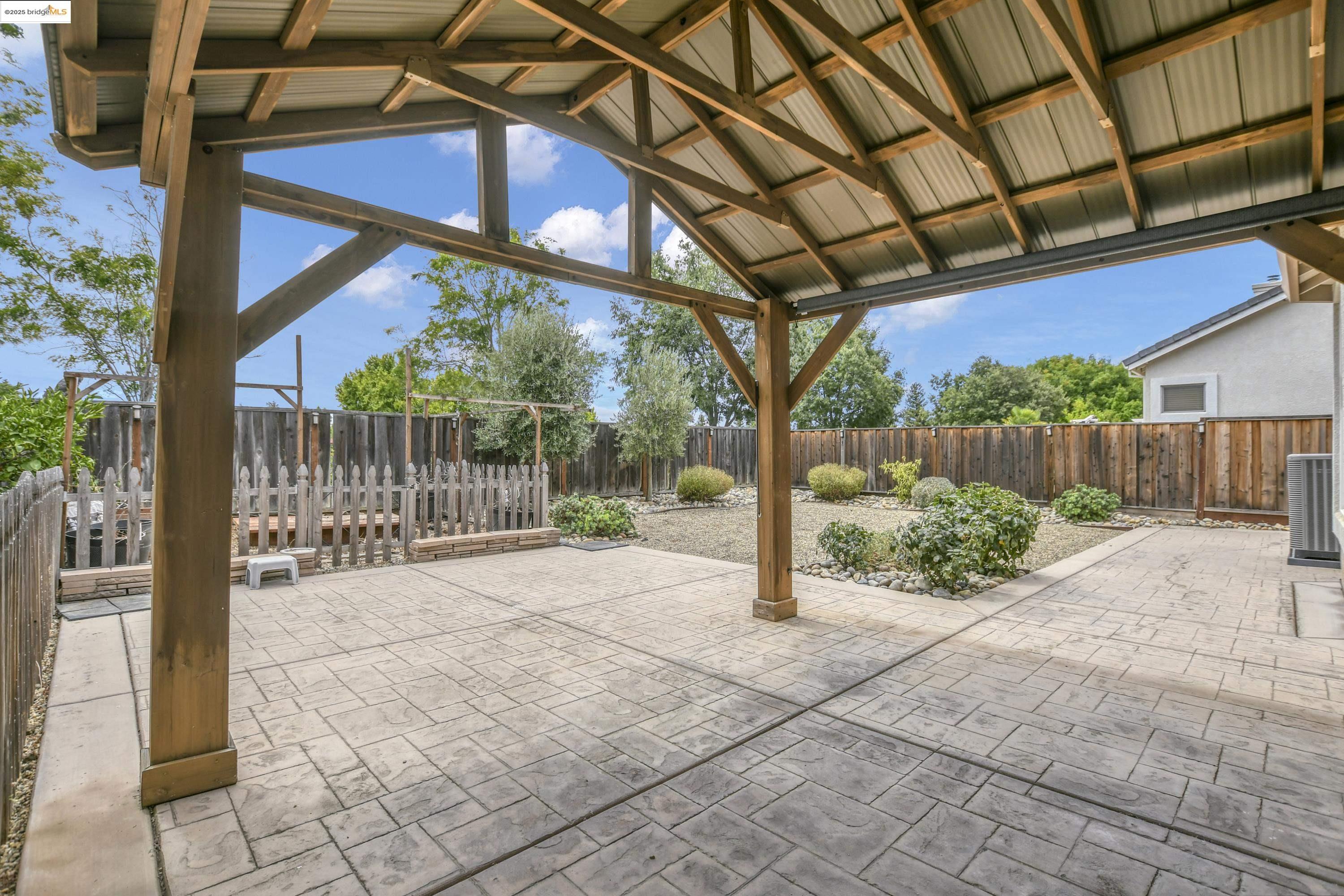 1212 landover, Brentwood, California 94513, 4 Bedrooms Bedrooms, 10 Rooms Rooms,3 BathroomsBathrooms,Residential,For Sale,1212 landover,41105892
