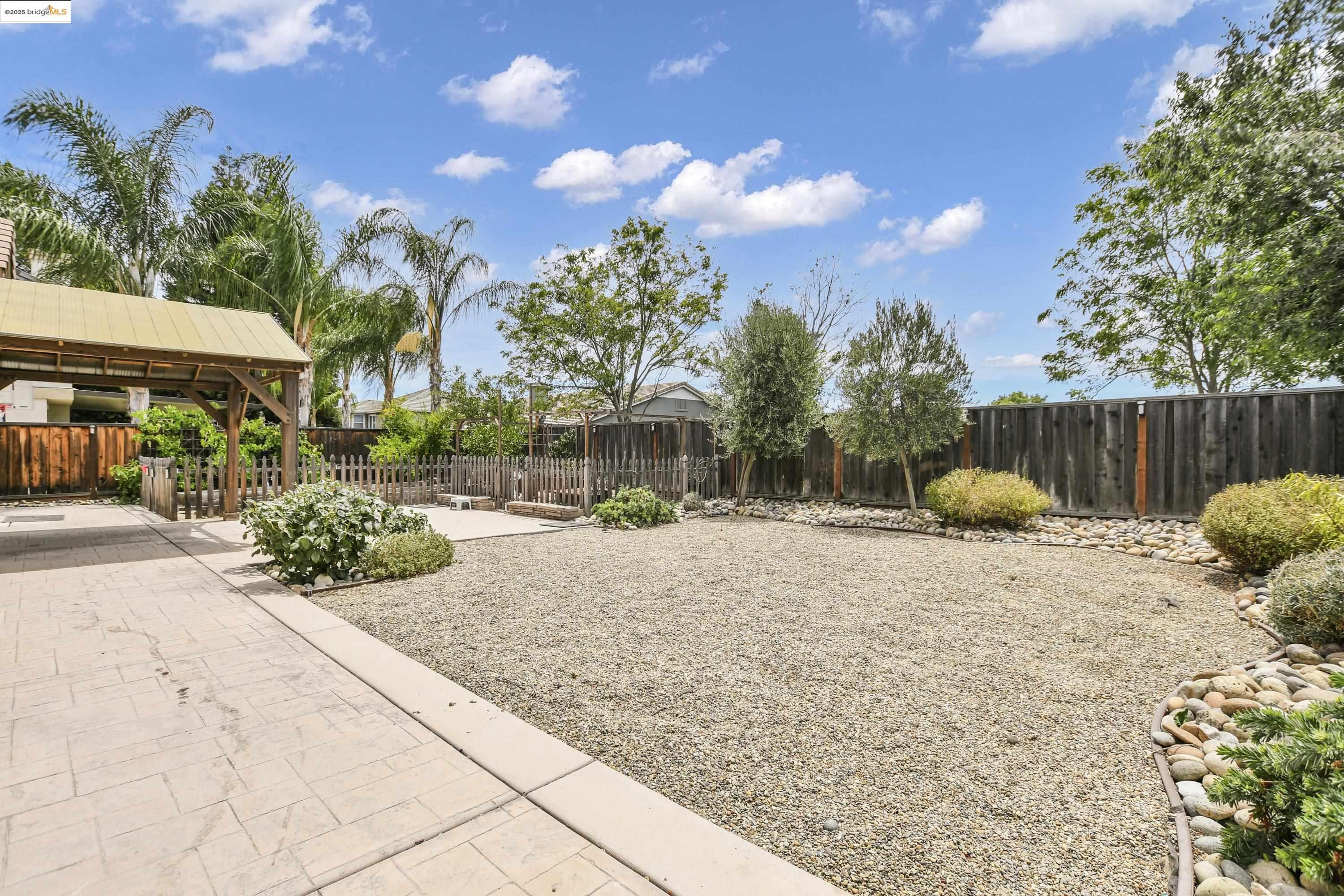1212 landover, Brentwood, California 94513, 4 Bedrooms Bedrooms, 10 Rooms Rooms,3 BathroomsBathrooms,Residential,For Sale,1212 landover,41105892