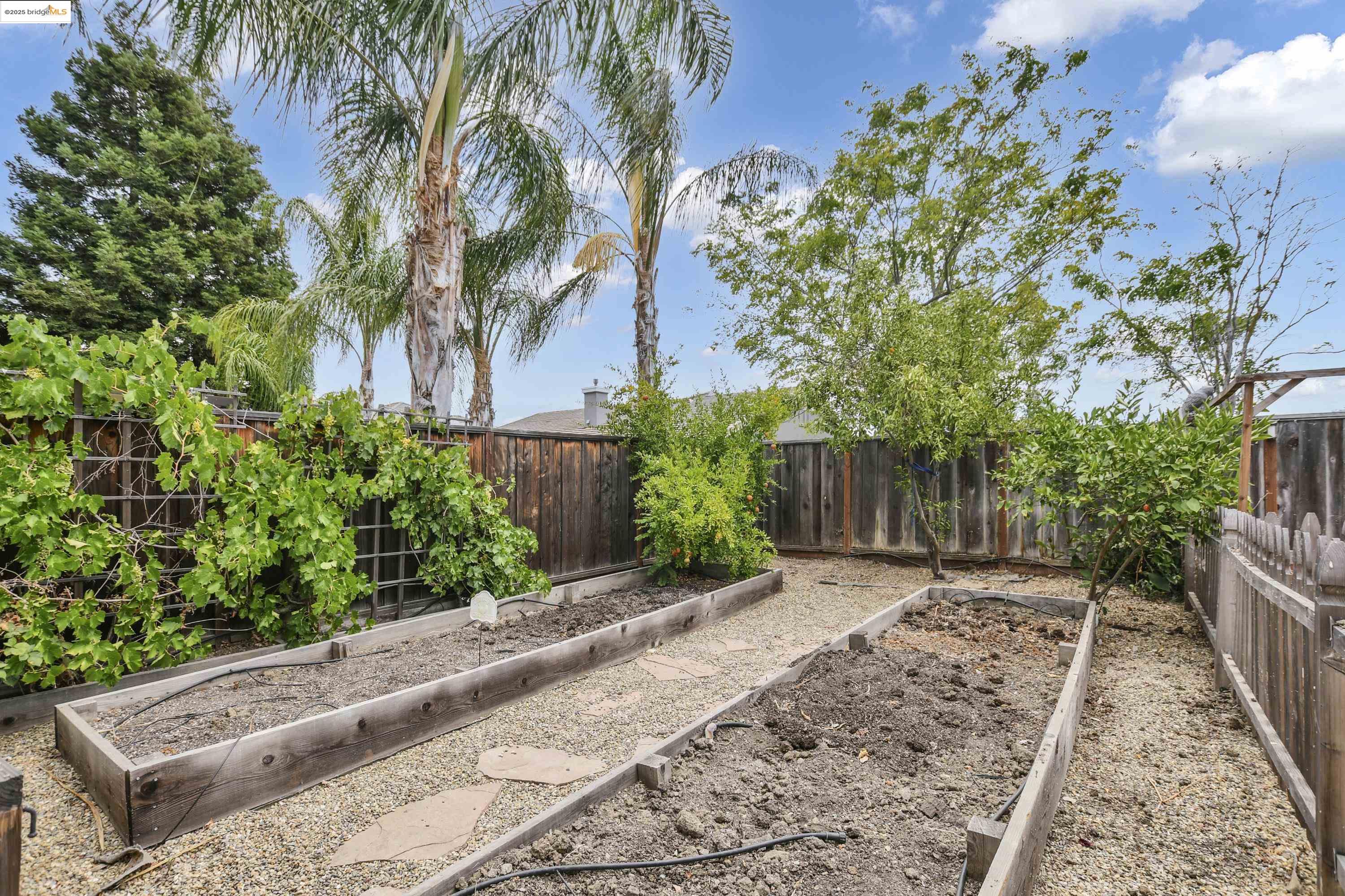 1212 landover, Brentwood, California 94513, 4 Bedrooms Bedrooms, 10 Rooms Rooms,3 BathroomsBathrooms,Residential,For Sale,1212 landover,41105892