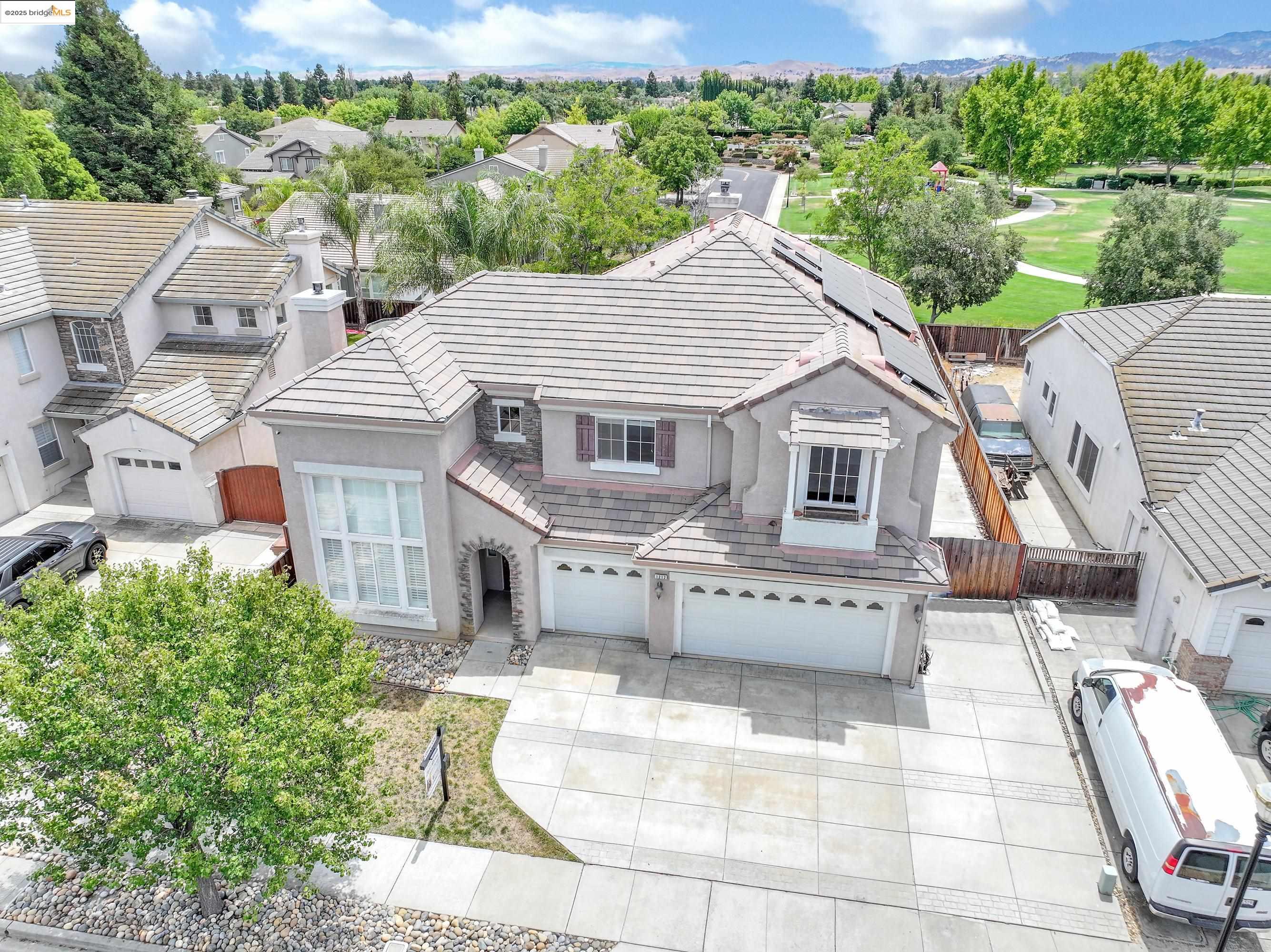 1212 landover, Brentwood, California 94513, 4 Bedrooms Bedrooms, 10 Rooms Rooms,3 BathroomsBathrooms,Residential,For Sale,1212 landover,41105892