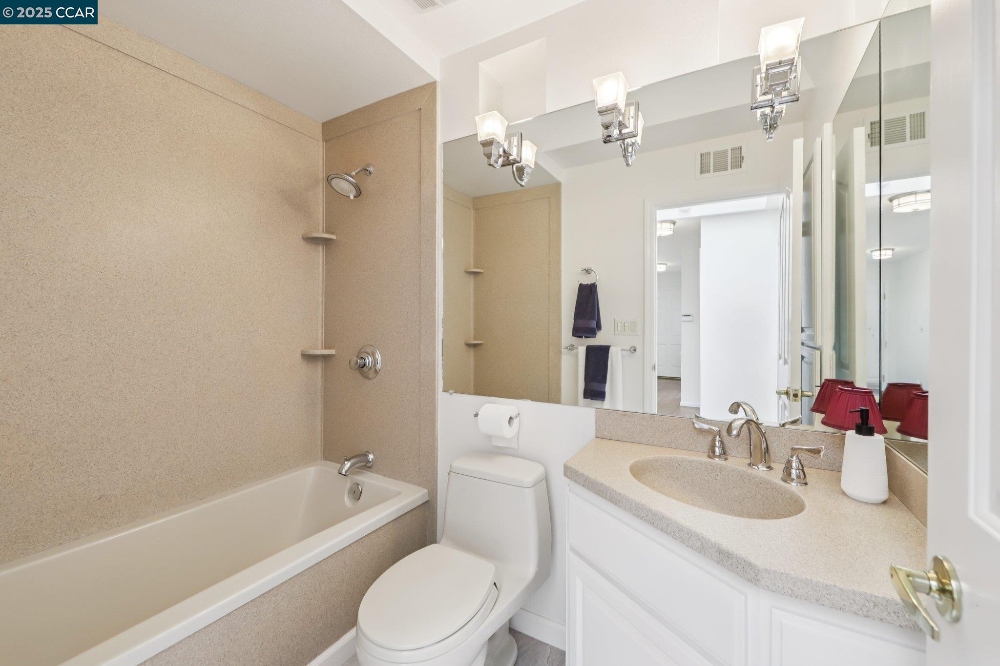 6533 King Way, Dublin, California 94568, 3 Bedrooms Bedrooms, 7 Rooms Rooms,2 BathroomsBathrooms,Residential,For Sale,6533 King Way,41105893