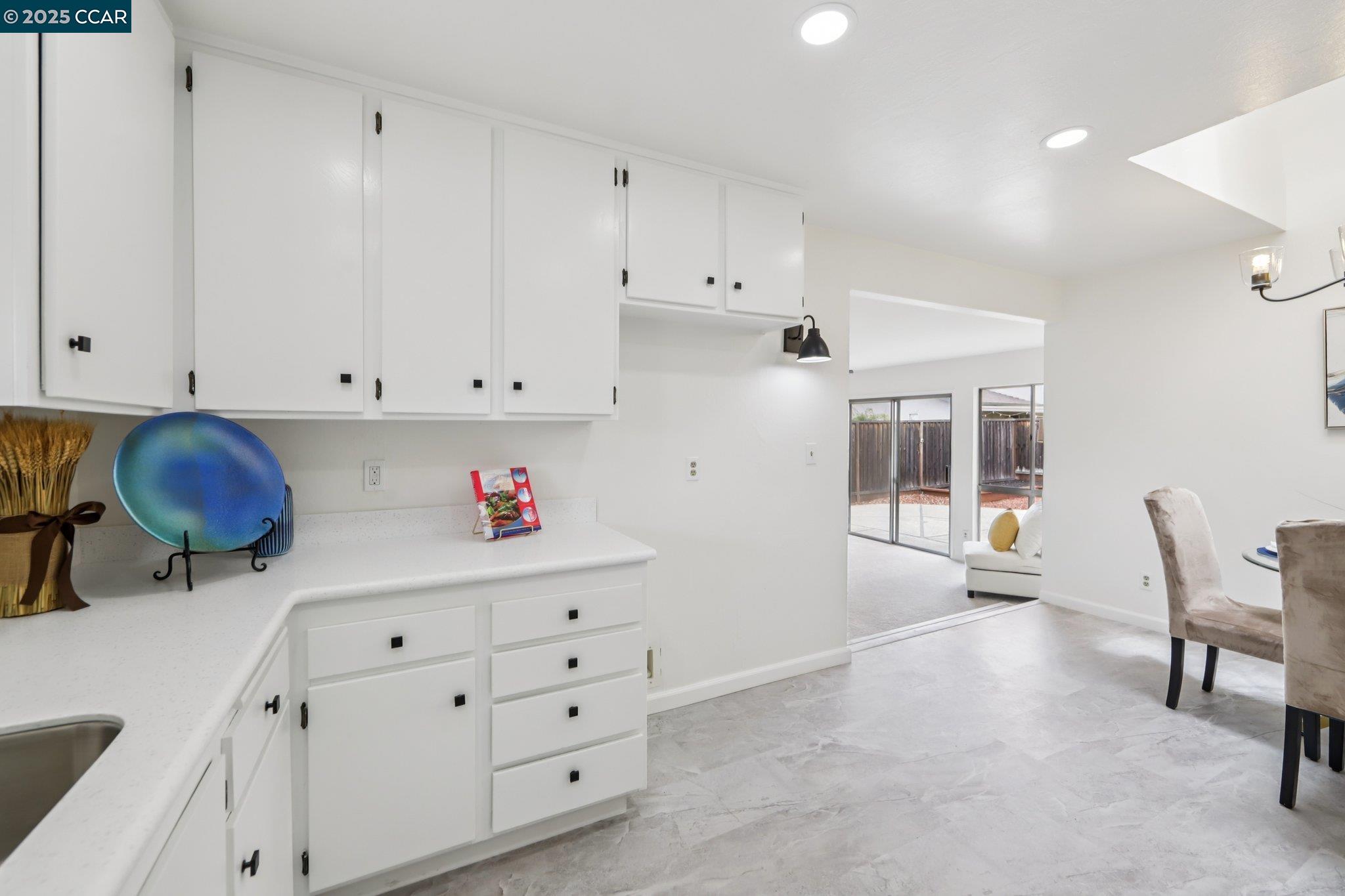 6533 King Way, Dublin, California 94568, 3 Bedrooms Bedrooms, 7 Rooms Rooms,2 BathroomsBathrooms,Residential,For Sale,6533 King Way,41105893