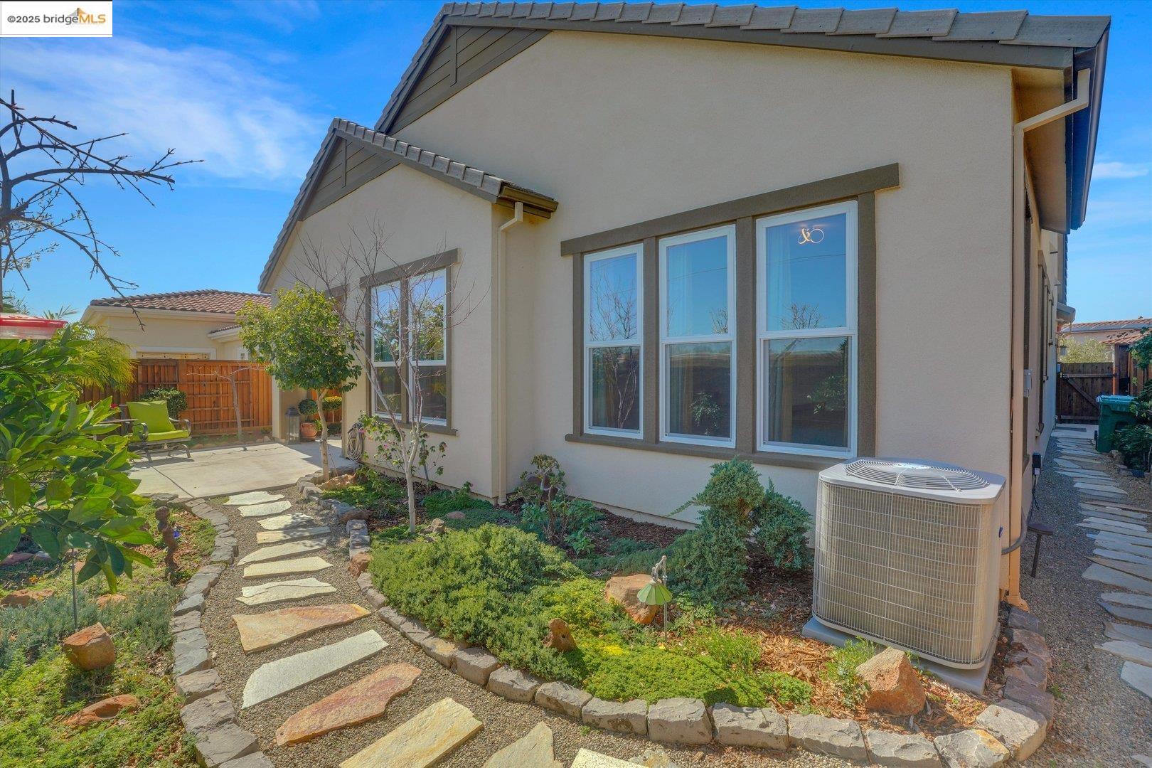 1577 Chianti LN, Brentwood, California 94513, 2 Bedrooms Bedrooms, 8 Rooms Rooms,2 BathroomsBathrooms,Residential,For Sale,1577 Chianti LN,41105895