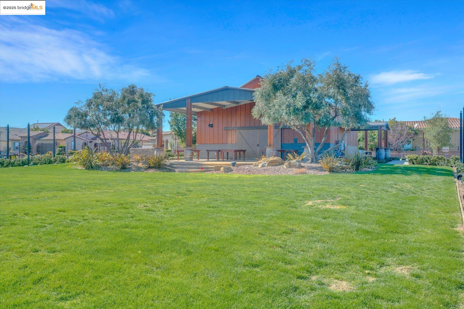1577 Chianti LN, Brentwood, California 94513, 2 Bedrooms Bedrooms, 8 Rooms Rooms,2 BathroomsBathrooms,Residential,For Sale,1577 Chianti LN,41105895