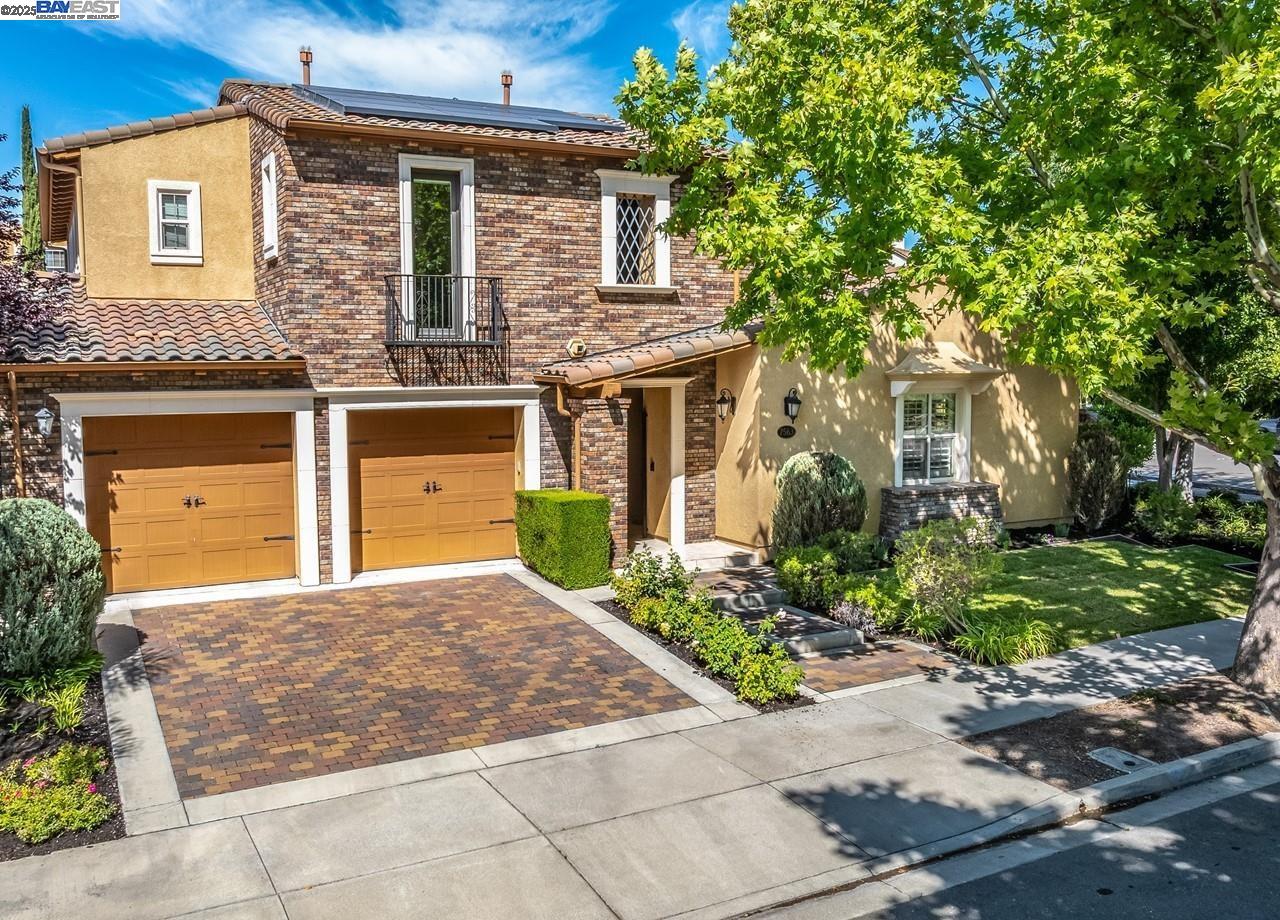 7563 Balmoral Way, San Ramon, California 94582, 6 Bedrooms Bedrooms, 12 Rooms Rooms,4 BathroomsBathrooms,Residential,For Sale,7563 Balmoral Way,41105898