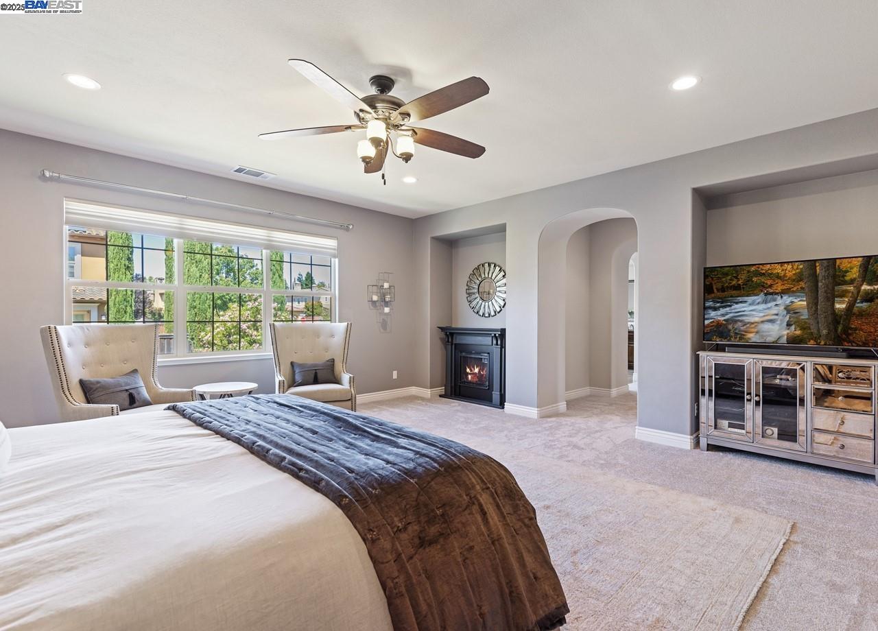 7563 Balmoral Way, San Ramon, California 94582, 6 Bedrooms Bedrooms, 12 Rooms Rooms,4 BathroomsBathrooms,Residential,For Sale,7563 Balmoral Way,41105898
