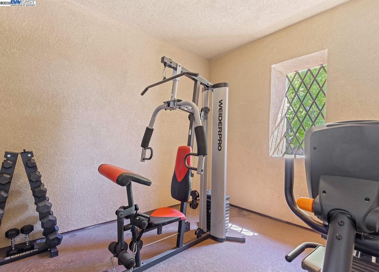 7563 Balmoral Way, San Ramon, California 94582, 6 Bedrooms Bedrooms, 12 Rooms Rooms,4 BathroomsBathrooms,Residential,For Sale,7563 Balmoral Way,41105898