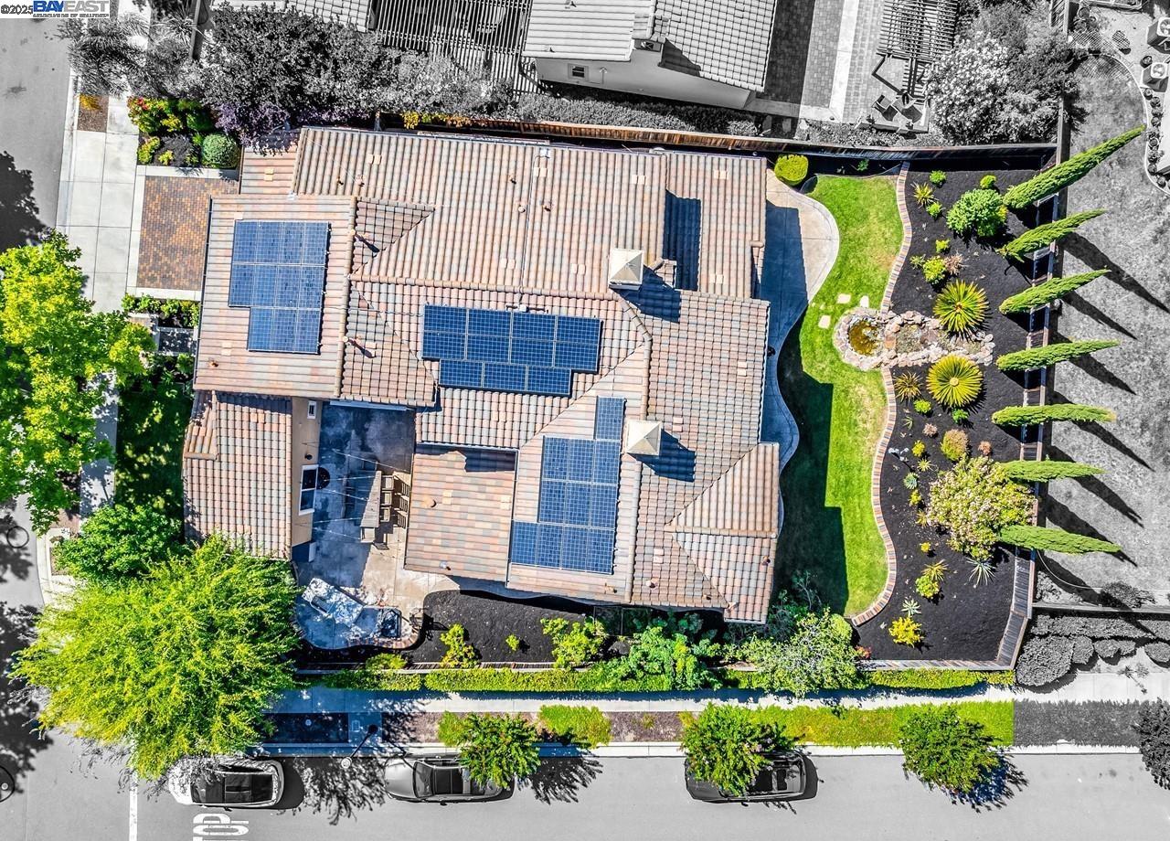 7563 Balmoral Way, San Ramon, California 94582, 6 Bedrooms Bedrooms, 12 Rooms Rooms,4 BathroomsBathrooms,Residential,For Sale,7563 Balmoral Way,41105898