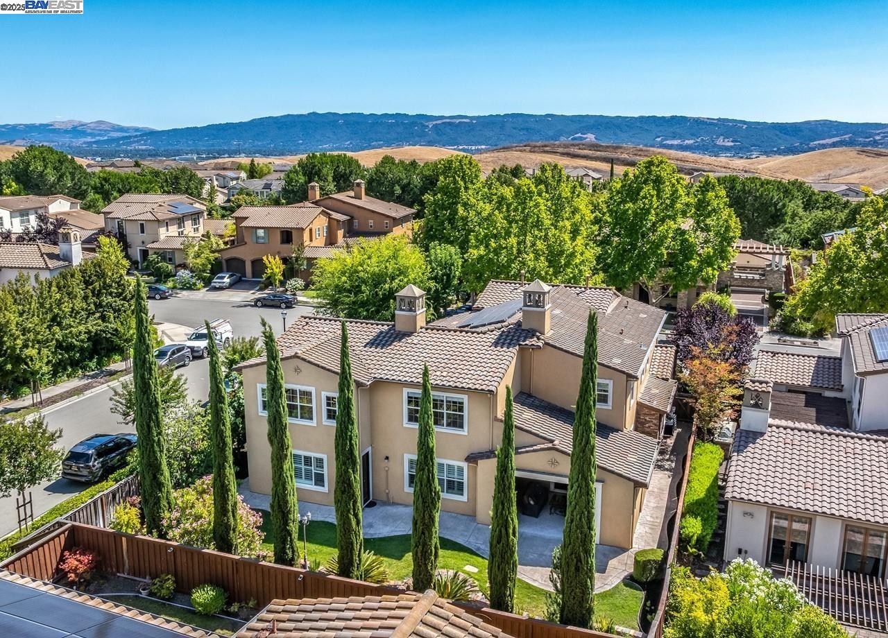 7563 Balmoral Way, San Ramon, California 94582, 6 Bedrooms Bedrooms, 12 Rooms Rooms,4 BathroomsBathrooms,Residential,For Sale,7563 Balmoral Way,41105898