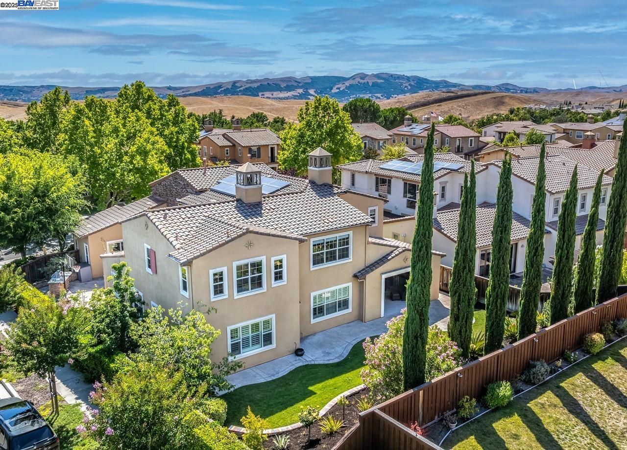 7563 Balmoral Way, San Ramon, California 94582, 6 Bedrooms Bedrooms, 12 Rooms Rooms,4 BathroomsBathrooms,Residential,For Sale,7563 Balmoral Way,41105898
