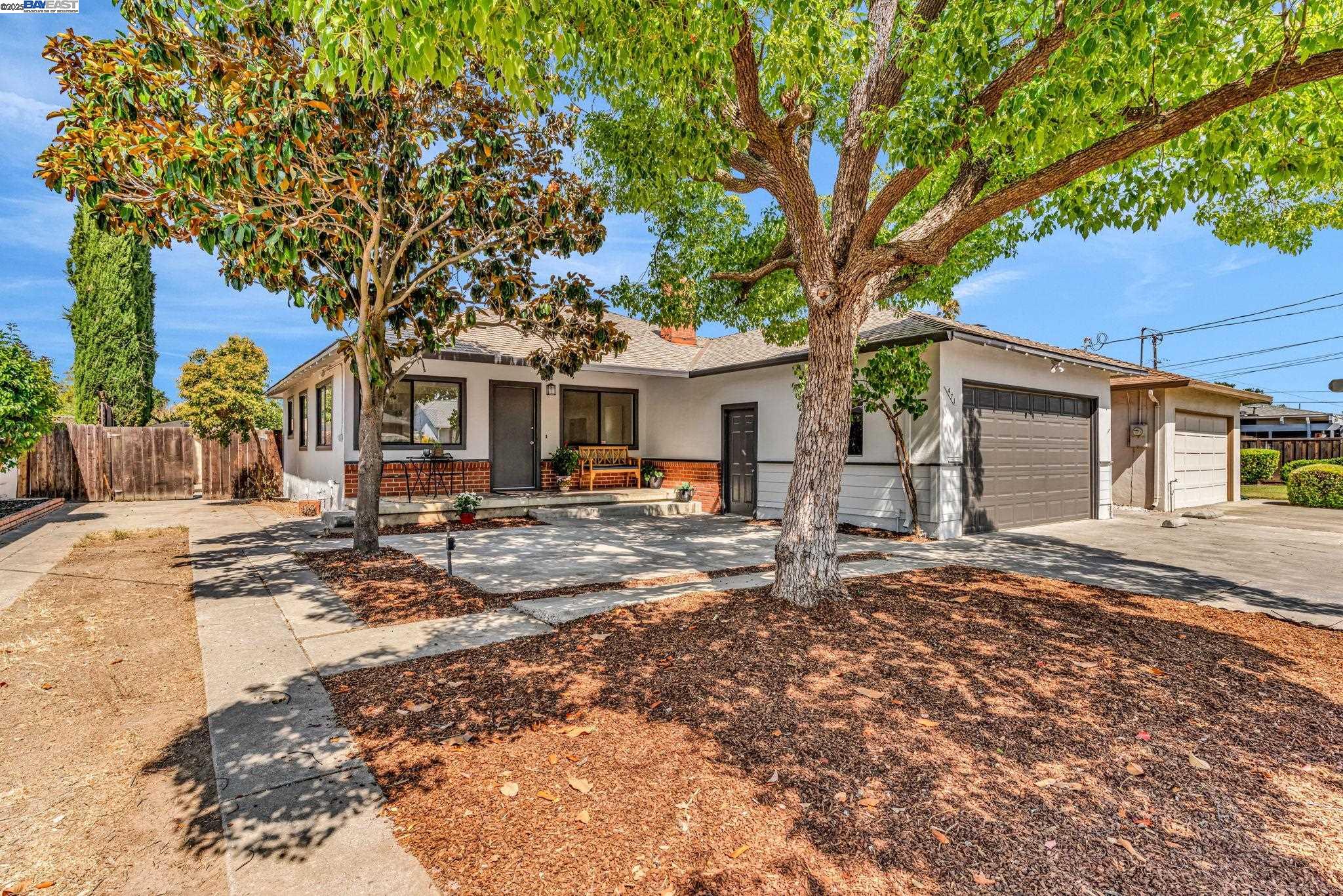471 Rose St, Livermore, California 94550, 3 Bedrooms Bedrooms, 6 Rooms Rooms,2 BathroomsBathrooms,Residential,For Sale,471 Rose St,41105899