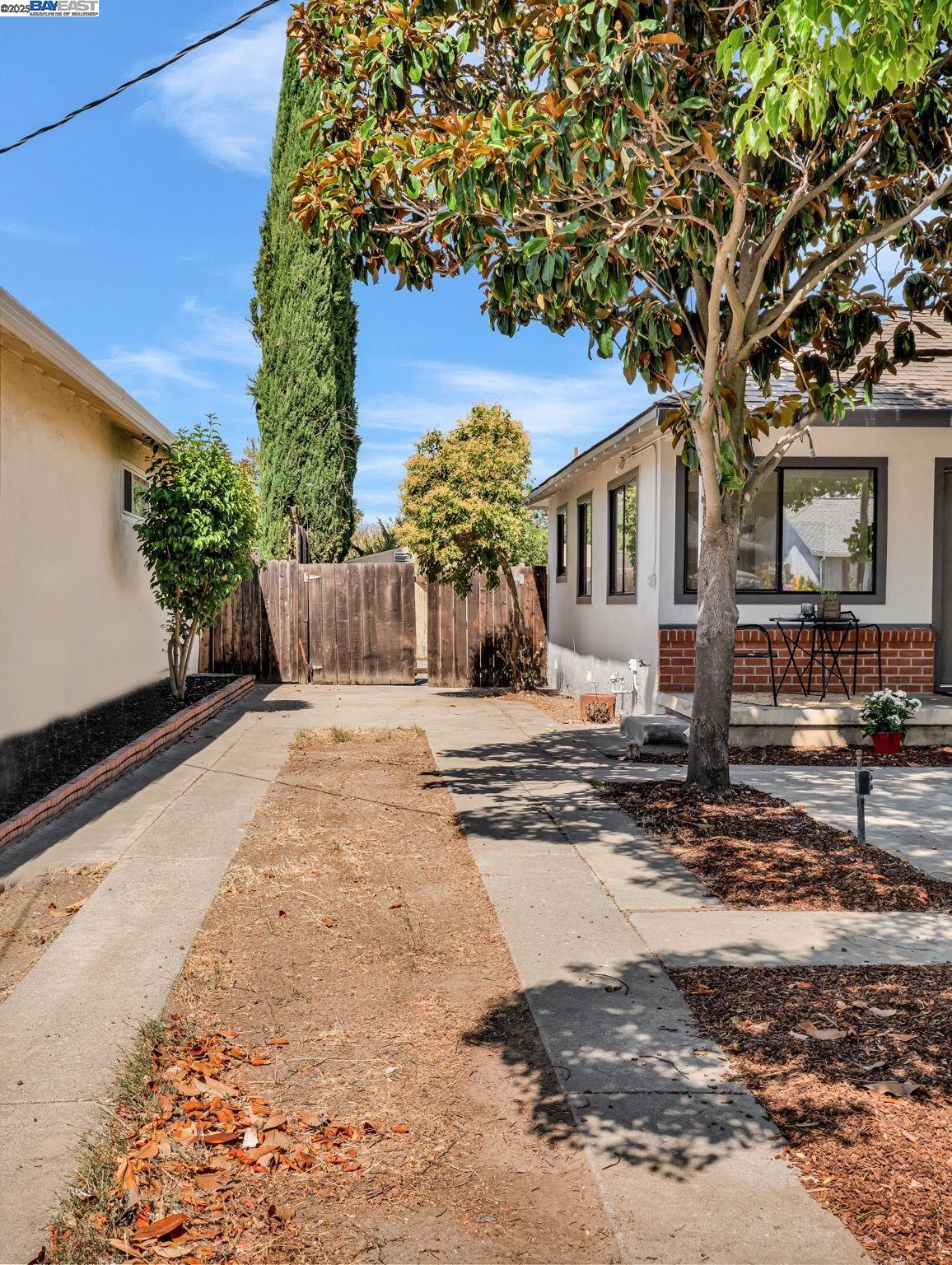 471 Rose St, Livermore, California 94550, 3 Bedrooms Bedrooms, 6 Rooms Rooms,2 BathroomsBathrooms,Residential,For Sale,471 Rose St,41105899
