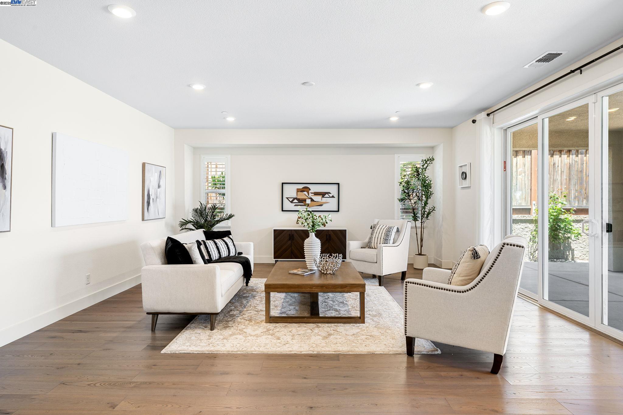 Detail Gallery Image 4 of 60 For 808 via Palermo, San Ramon,  CA 94583 - 4 Beds | 3 Baths