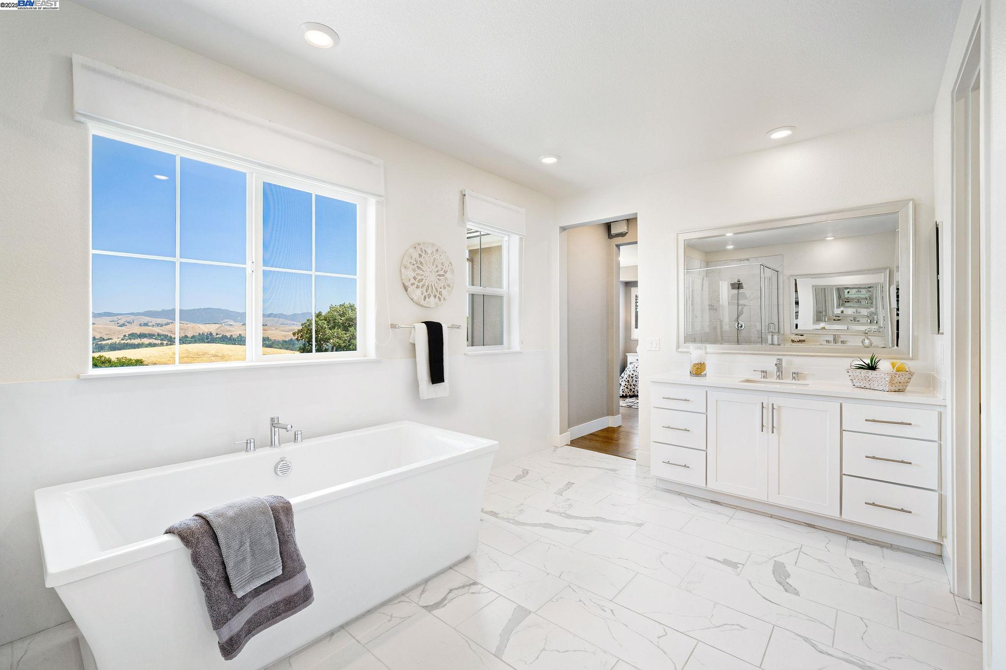 Detail Gallery Image 40 of 60 For 808 via Palermo, San Ramon,  CA 94583 - 4 Beds | 3 Baths