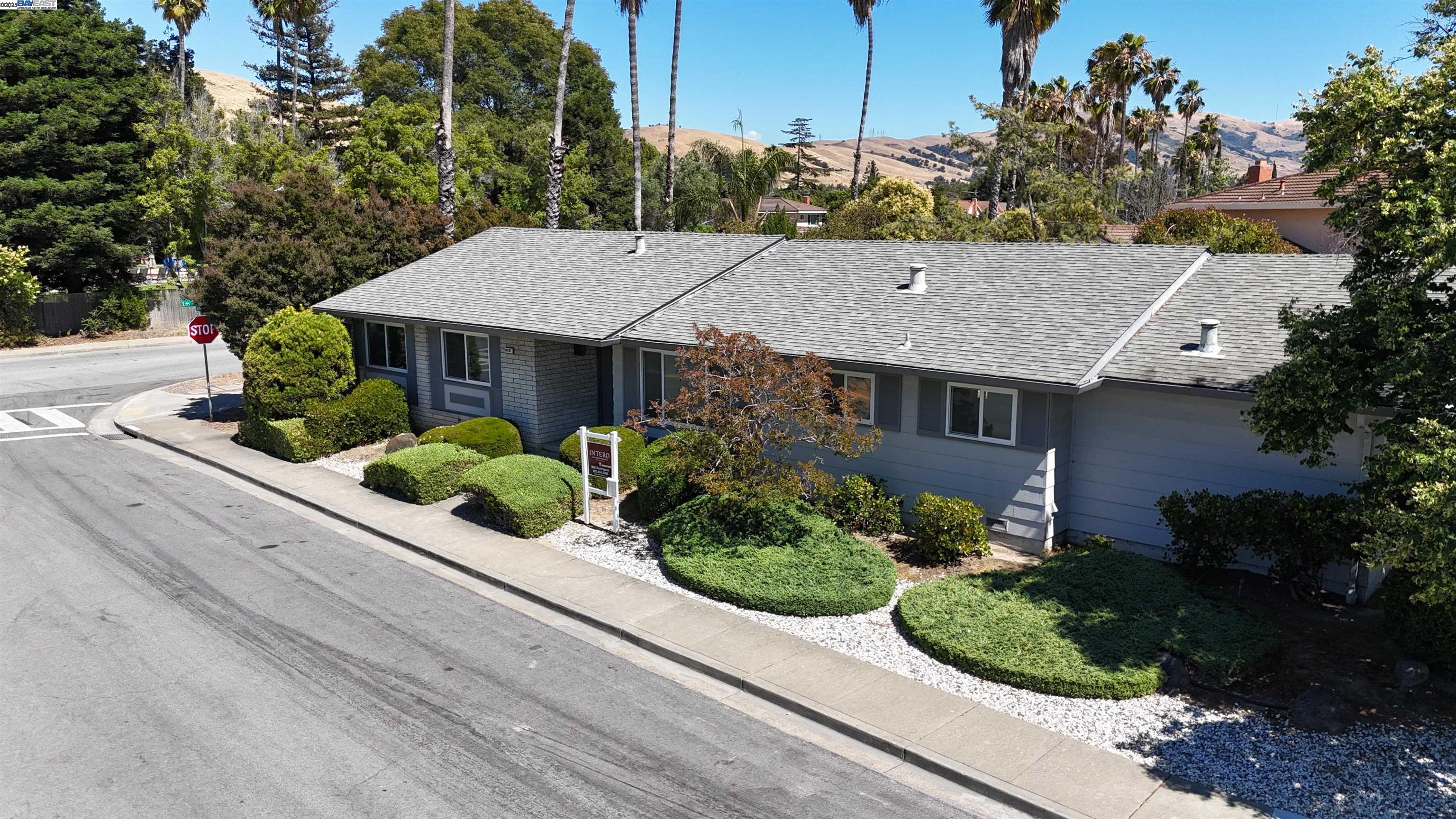Detail Gallery Image 1 of 1 For 40107 Catalina Pl, Fremont,  CA 94539 - 3 Beds | 2 Baths