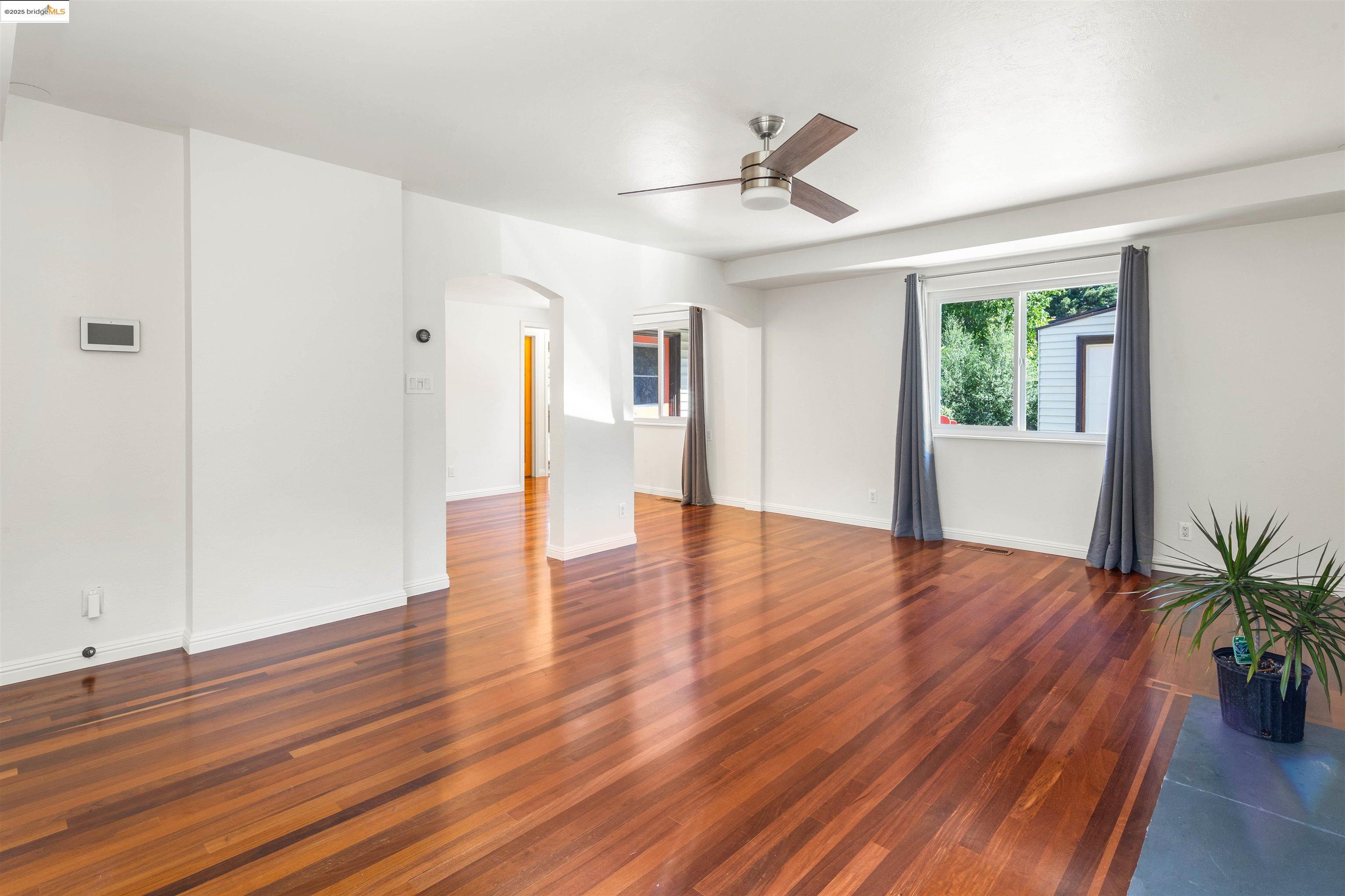 Detail Gallery Image 5 of 47 For 4091 Garden Rd, El Sobrante,  CA 94803 - 2 Beds | 1 Baths
