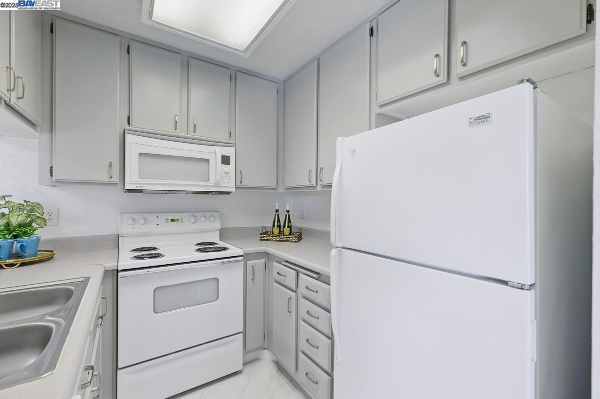 Photo #13: 41105925 Listing: Photo #13