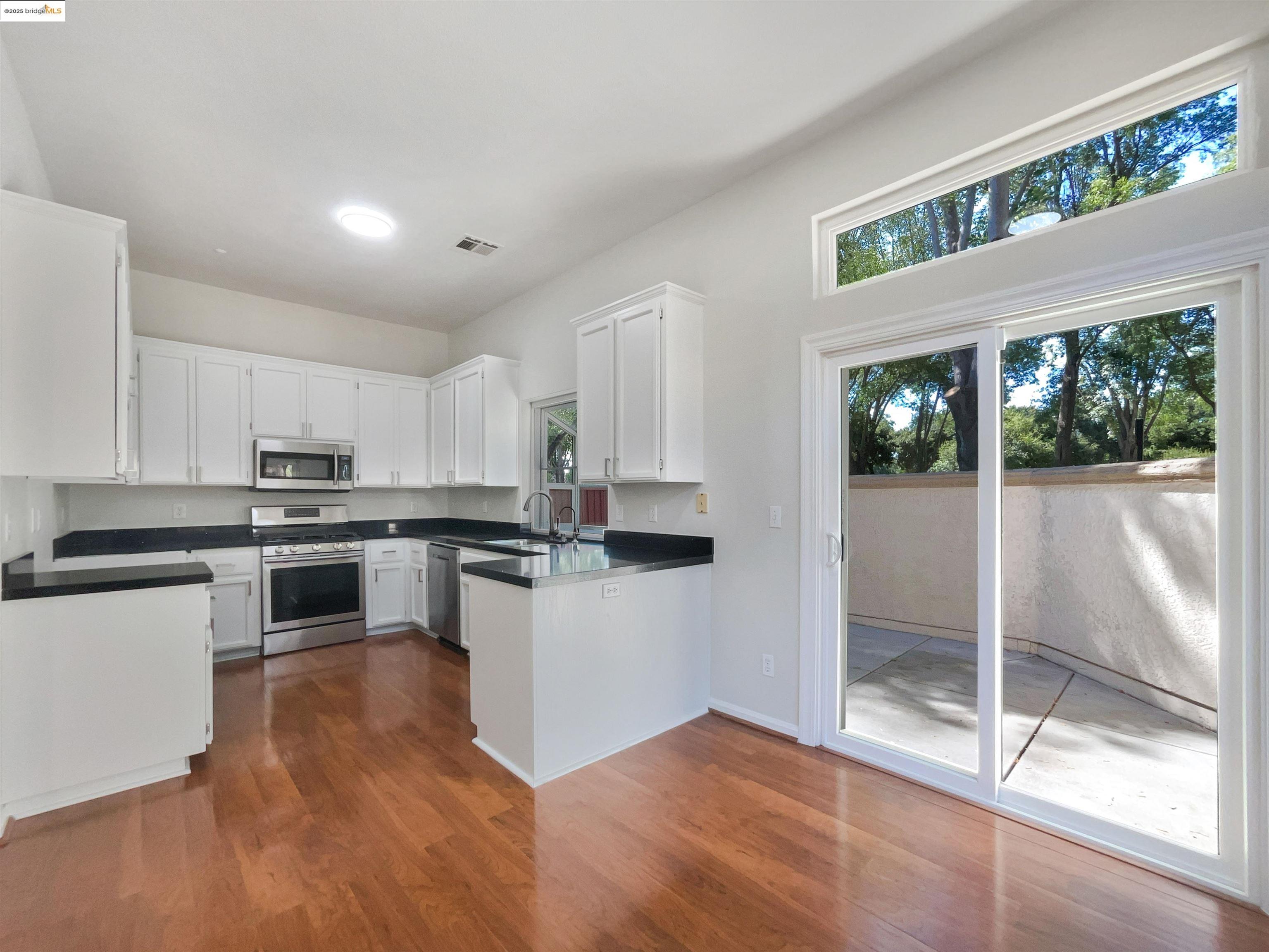 Photo #20: 41105930 Listing: Photo #20