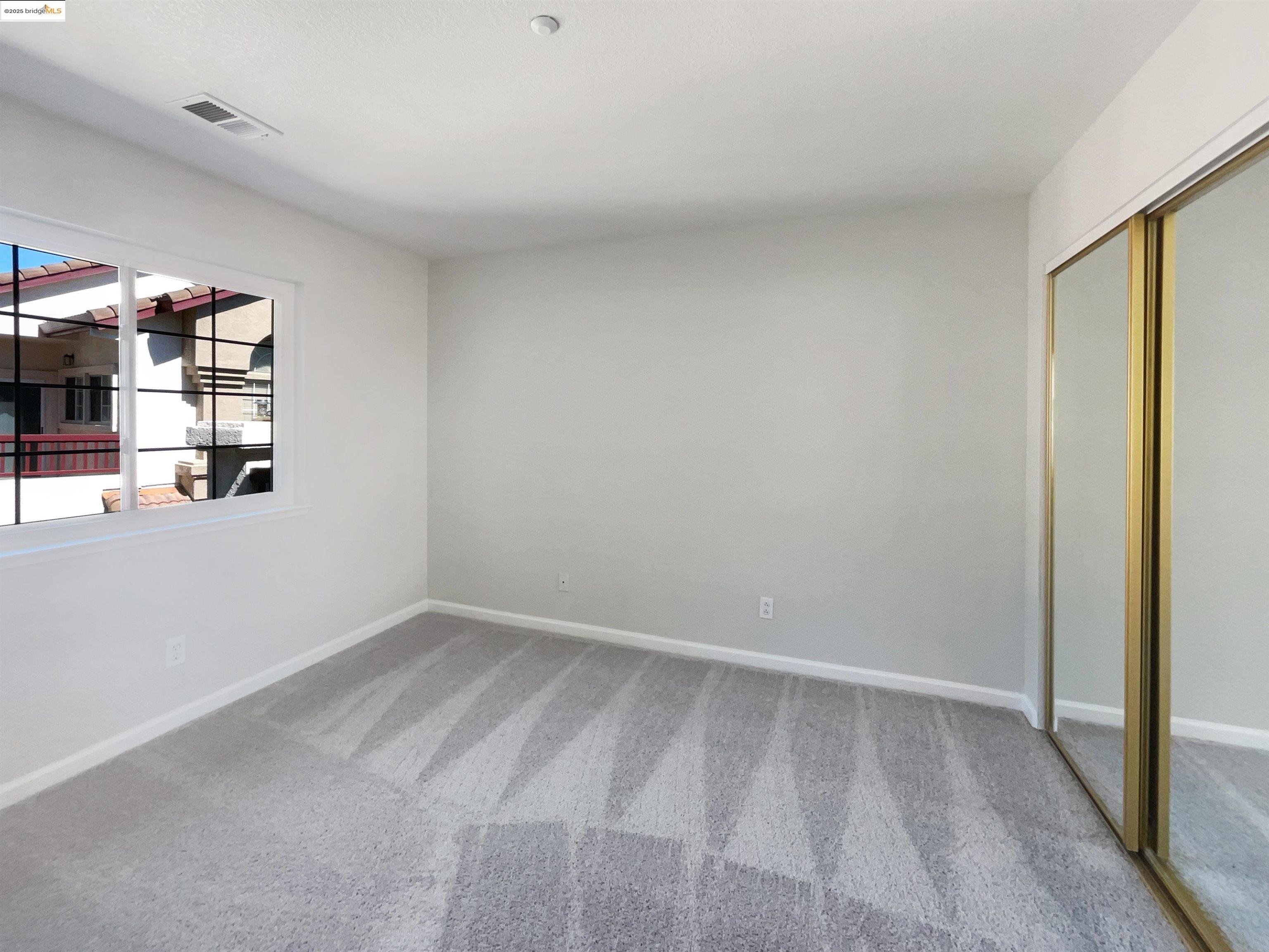 Photo #31: 41105930 Listing: Photo #31