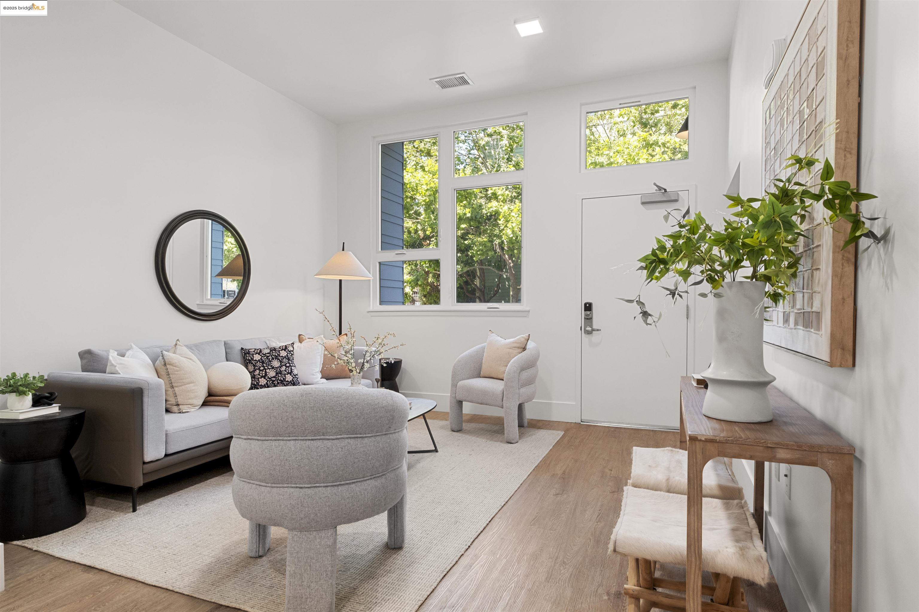 More Details about MLS # 41105934 : 1545 32ND ST # 104