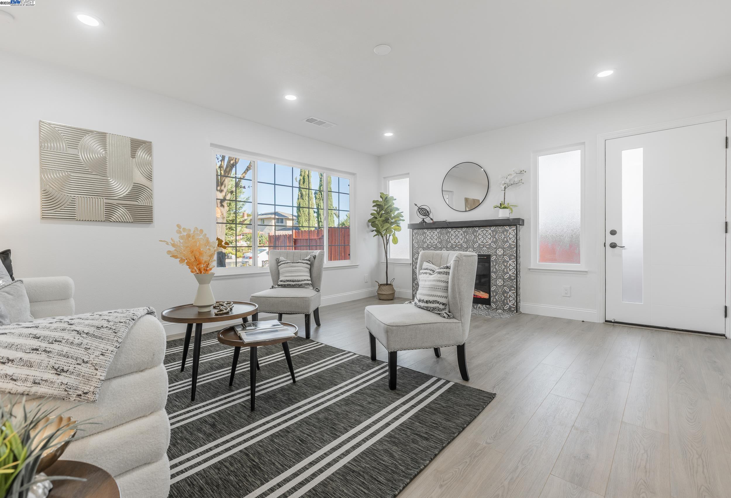 Detail Gallery Image 3 of 31 For 766 Joyce St, Livermore,  CA 94550 - 4 Beds | 2 Baths