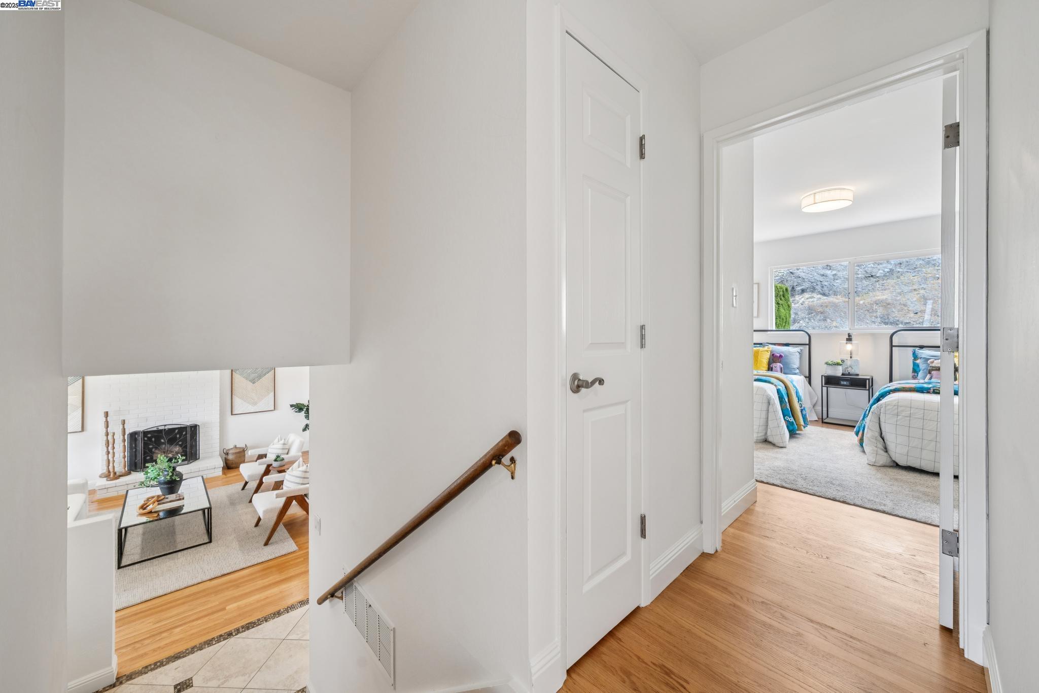 Detail Gallery Image 20 of 58 For 598 Crestmont Drive, Oakland,  CA 94619 - 4 Beds | 2/1 Baths