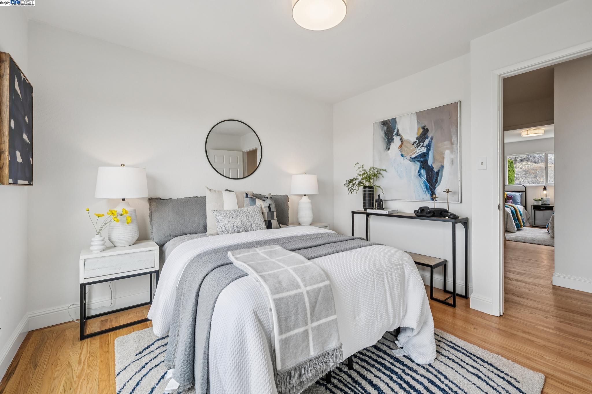 Detail Gallery Image 29 of 58 For 598 Crestmont Drive, Oakland,  CA 94619 - 4 Beds | 2/1 Baths