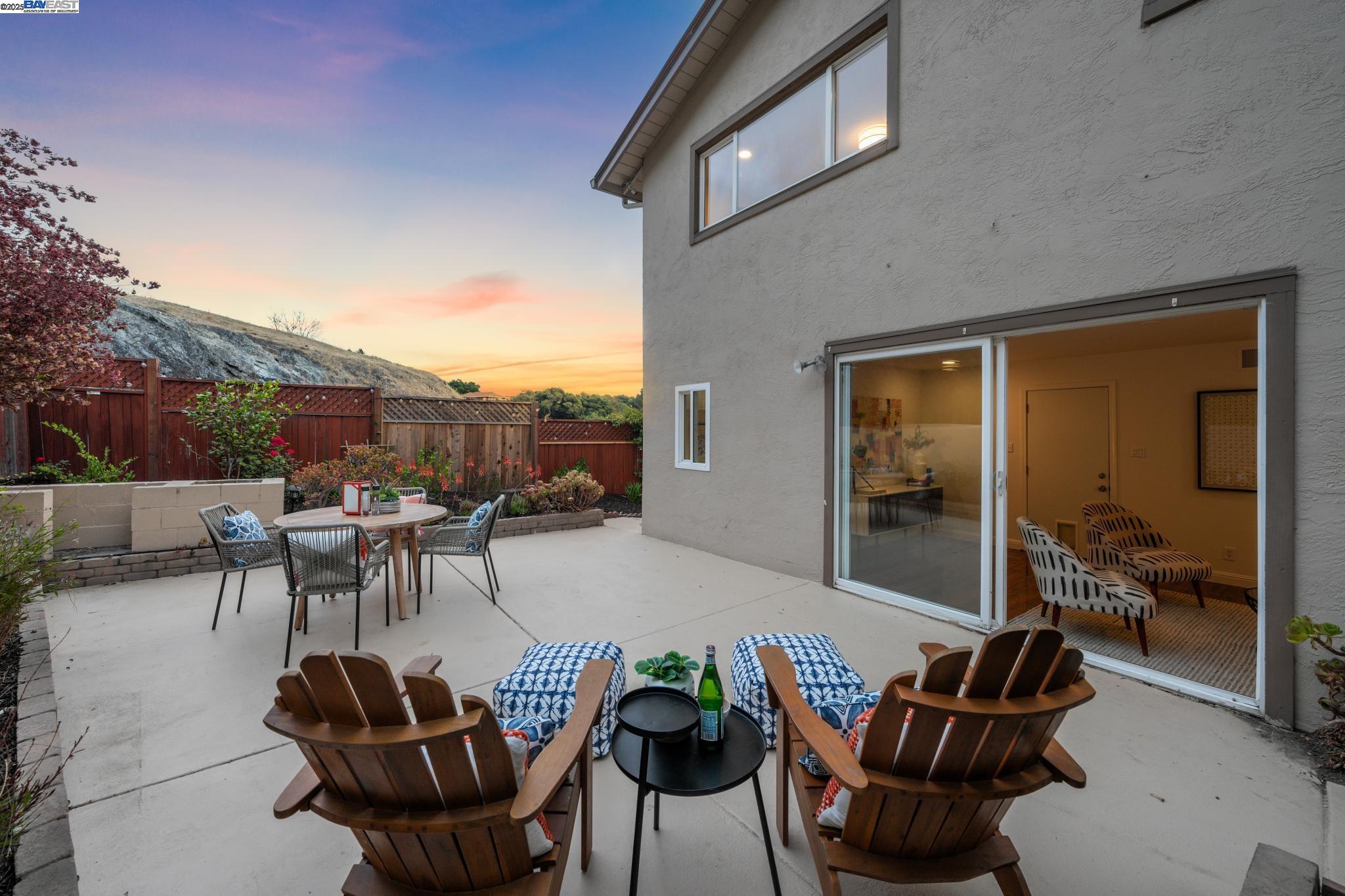 Detail Gallery Image 55 of 58 For 598 Crestmont Drive, Oakland,  CA 94619 - 4 Beds | 2/1 Baths